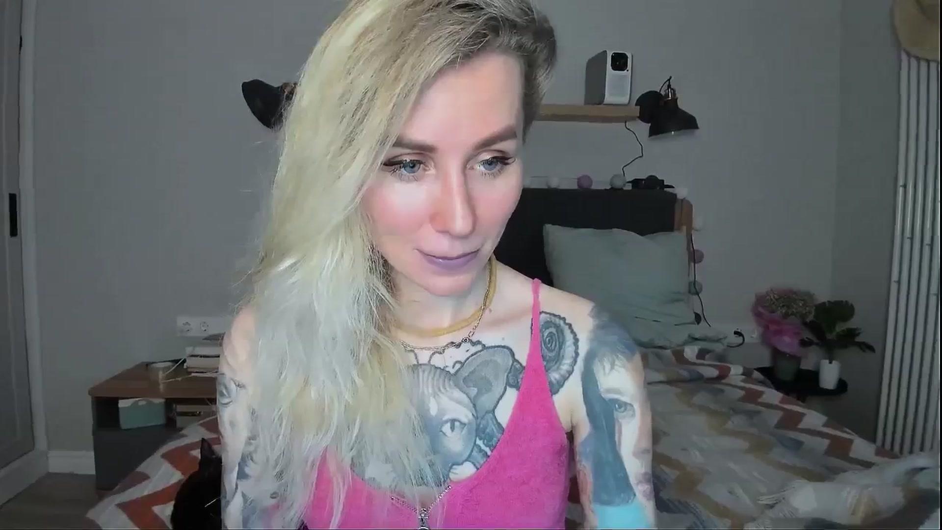 Gallery image thumbnail from Alexa_Smithhh's myfreecams stream on, 06/09/2024, 19:29 image 8 of 20
