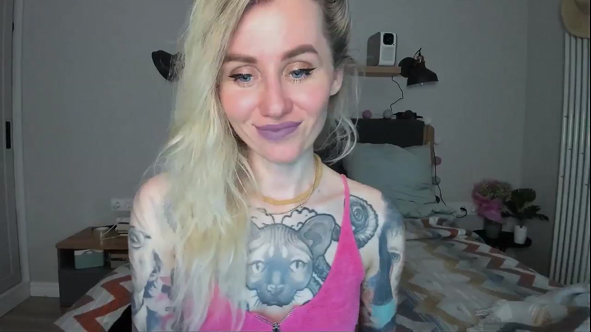Gallery image thumbnail from Alexa_Smithhh's myfreecams stream on, 06/09/2024, 19:29 image 7 of 20