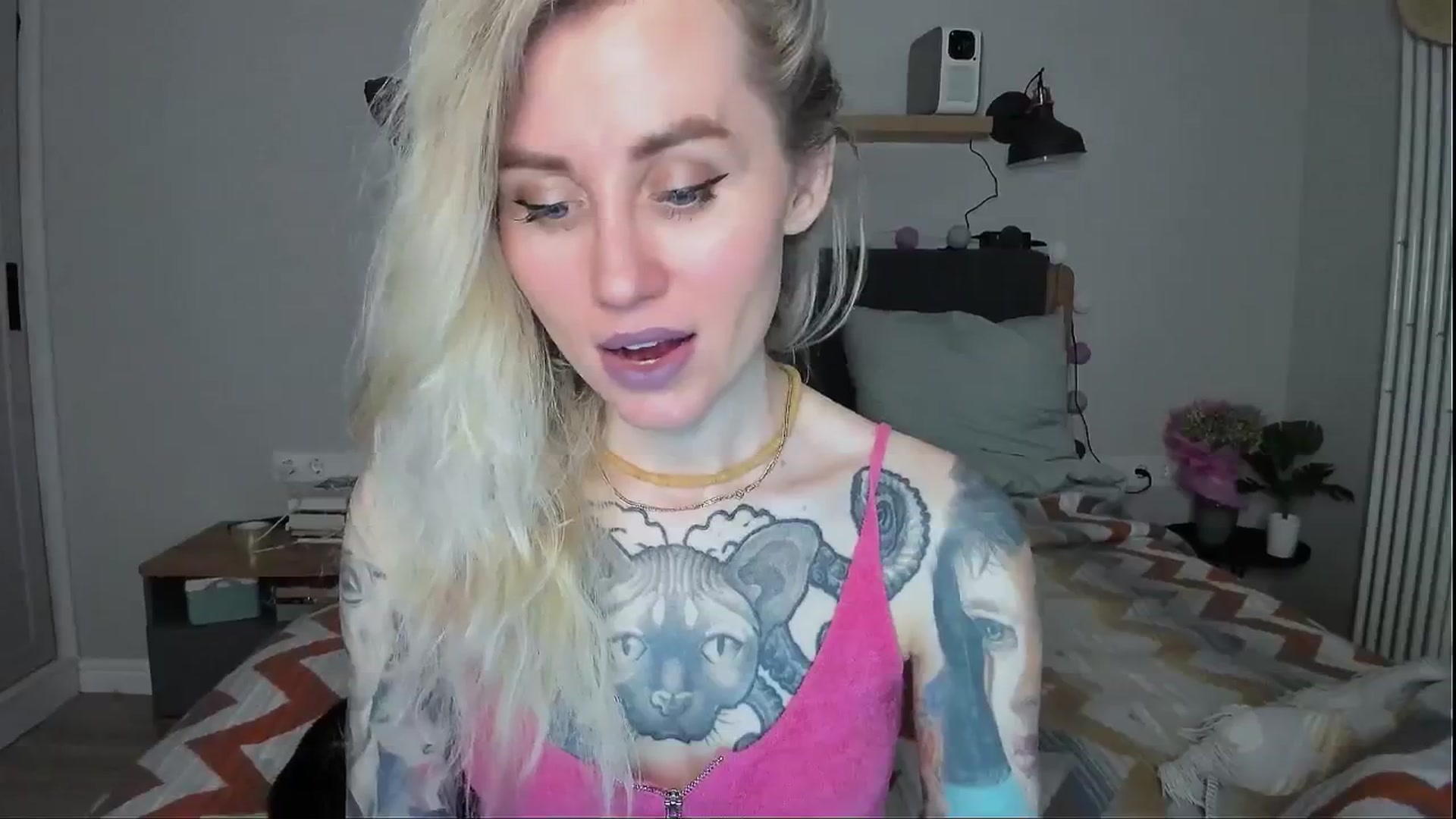 Gallery image thumbnail from Alexa_Smithhh's myfreecams stream on, 06/09/2024, 19:29 image 15 of 20