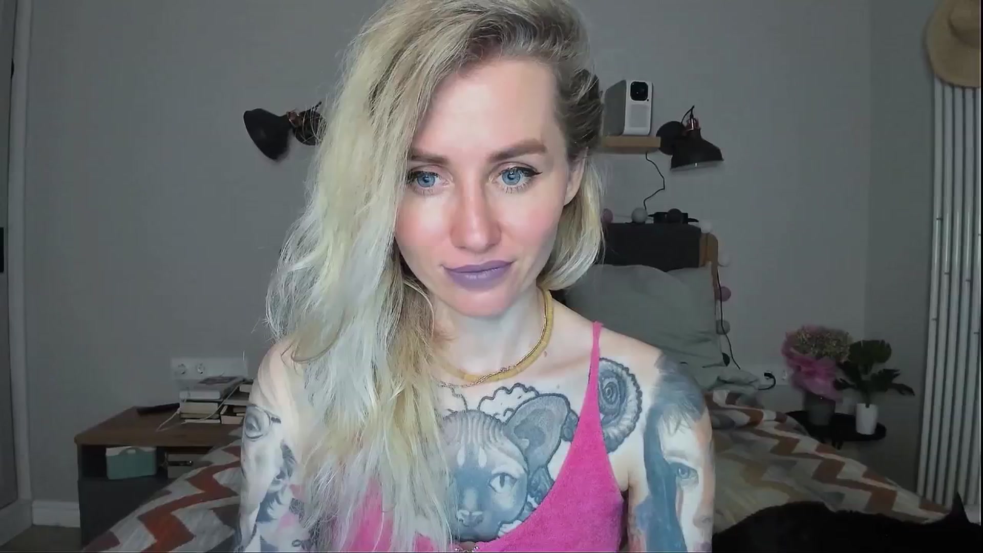 Gallery image thumbnail from Alexa_Smithhh's myfreecams stream on, 06/09/2024, 21:34 image 6 of 20