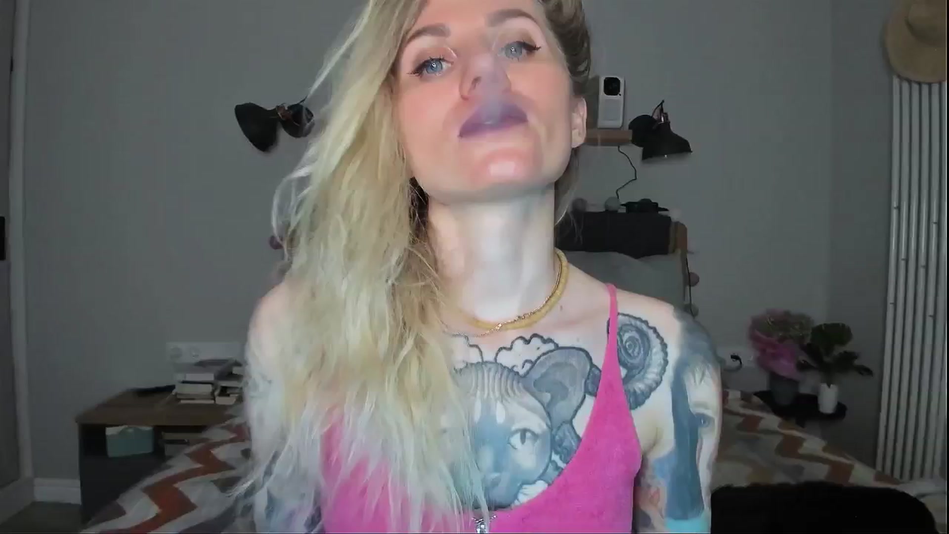 Gallery image thumbnail from Alexa_Smithhh's myfreecams stream on, 06/09/2024, 21:34 image 8 of 20