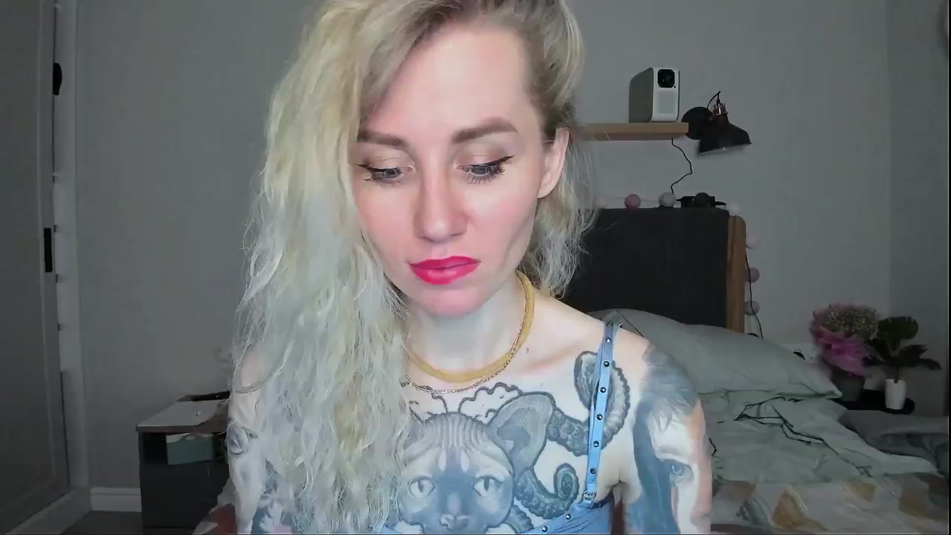 Gallery image thumbnail from Alexa_Smithhh's myfreecams stream on, 06/10/2024, 19:45 image 13 of 20