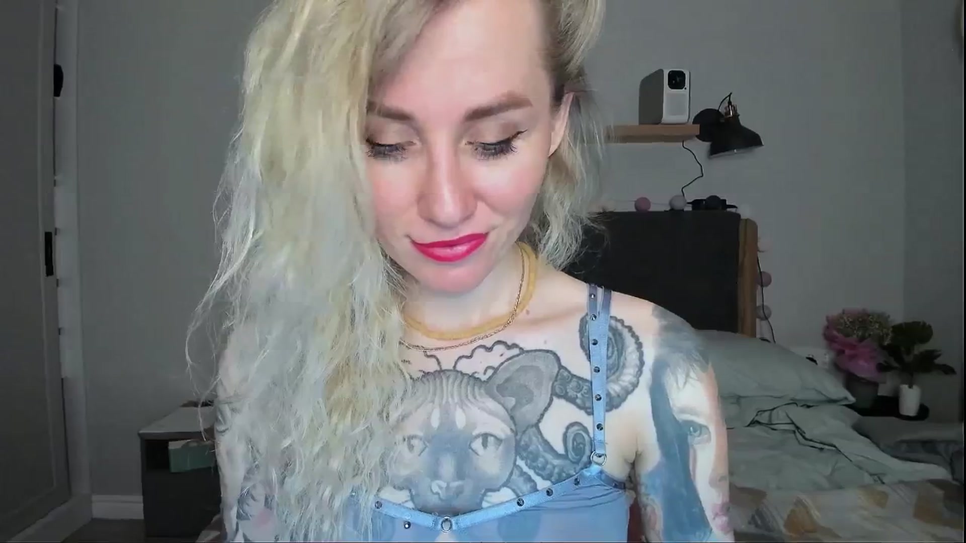Gallery image thumbnail from Alexa_Smithhh's myfreecams stream on, 06/10/2024, 19:45 image 15 of 20