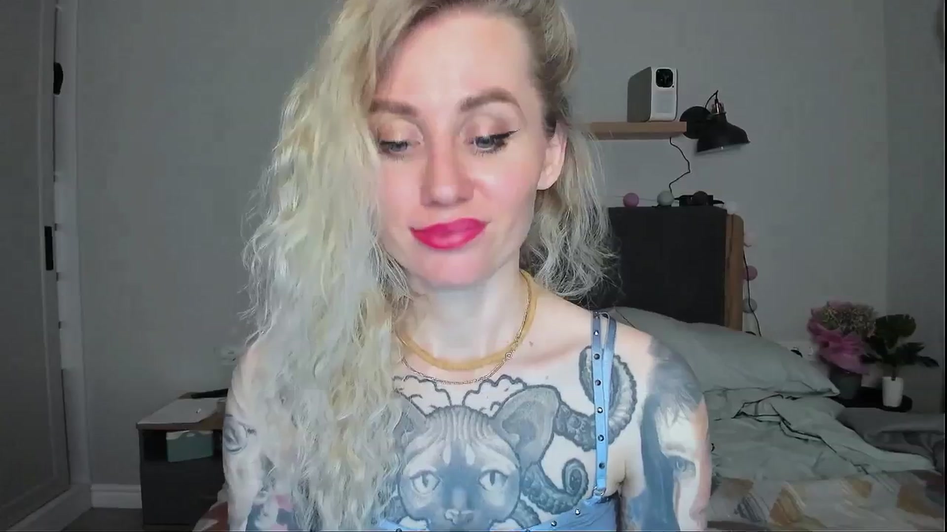 Gallery image thumbnail from Alexa_Smithhh's myfreecams stream on, 06/10/2024, 19:45 image 18 of 20