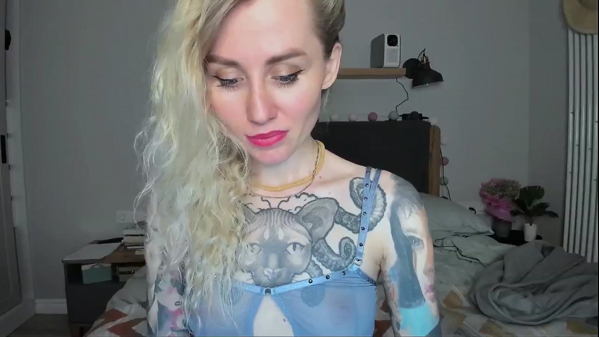 Gallery image thumbnail from Alexa_Smithhh's myfreecams stream on, 06/10/2024, 21:24 image 10 of 20