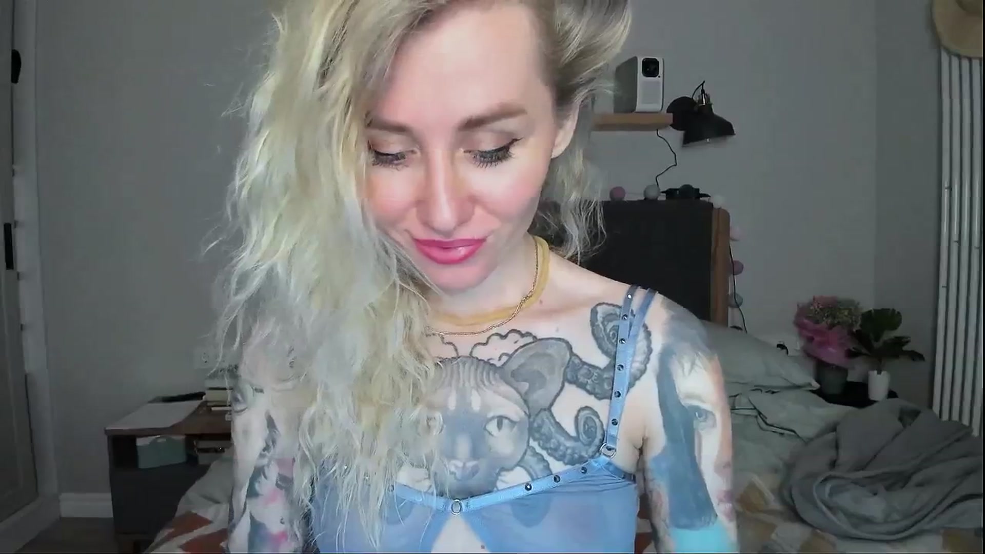 Gallery image thumbnail from Alexa_Smithhh's myfreecams stream on, 06/10/2024, 21:24 image 17 of 20