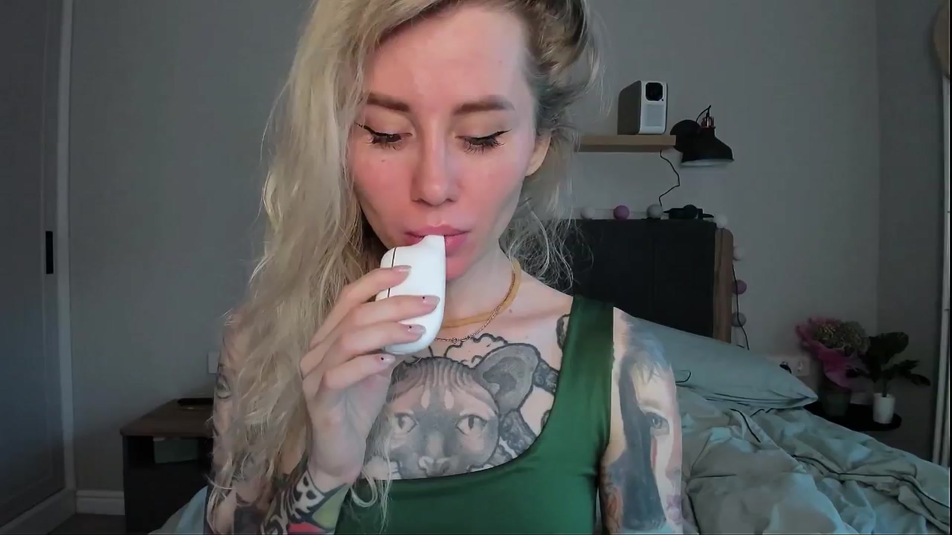 Gallery image thumbnail from Alexa_Smithhh's myfreecams stream on, 06/11/2024, 18:57 image 11 of 20