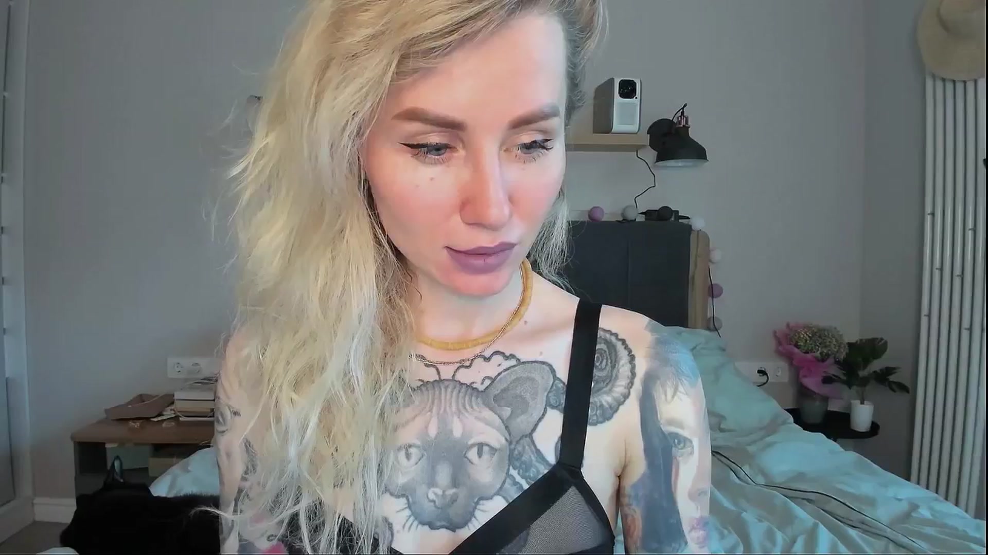 Gallery image thumbnail from Alexa_Smithhh's myfreecams stream on, 06/13/2024, 18:41 image 13 of 20