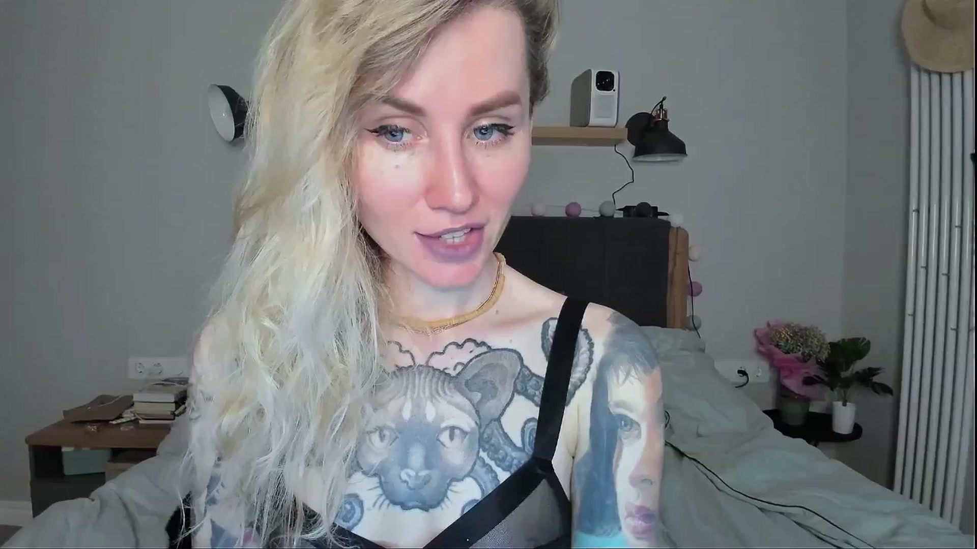 Gallery image thumbnail from Alexa_Smithhh's myfreecams stream on, 06/13/2024, 20:11 image 13 of 20