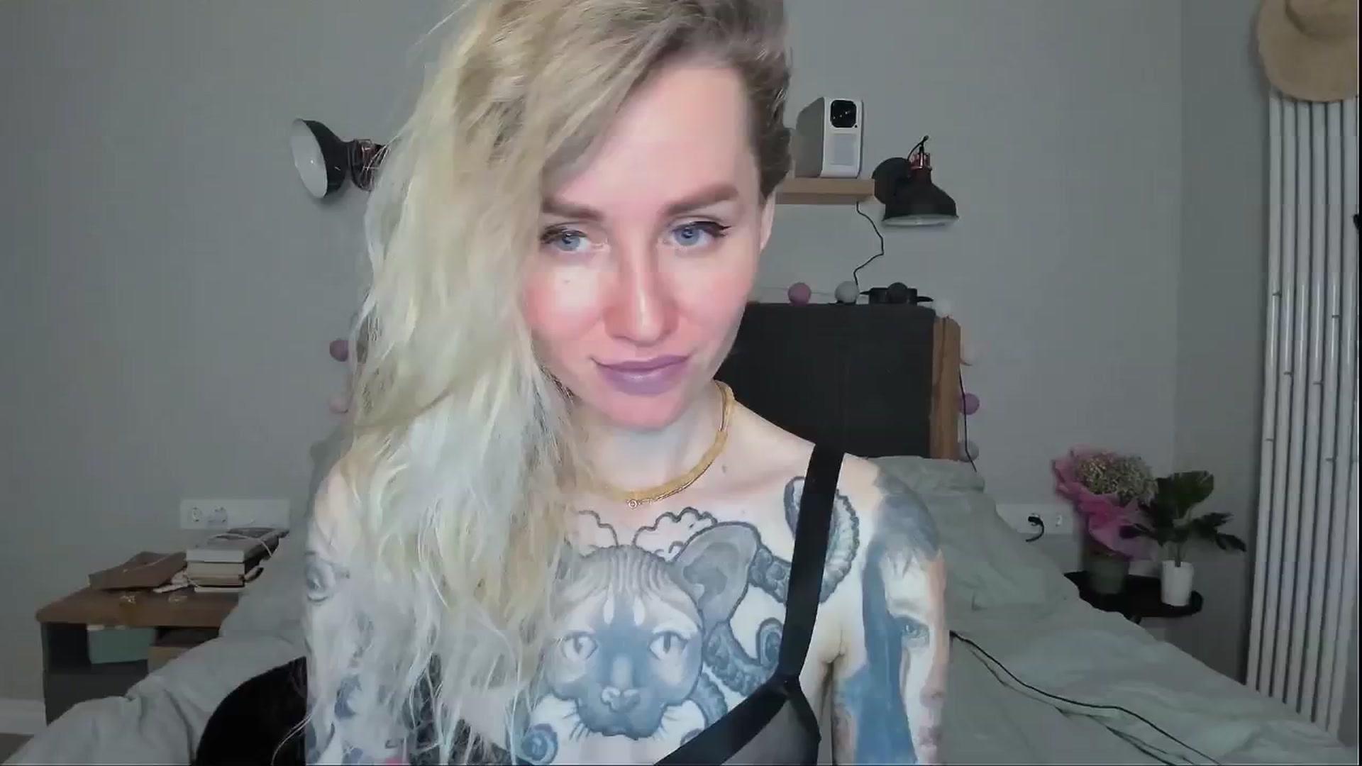 Gallery image thumbnail from Alexa_Smithhh's myfreecams stream on, 06/13/2024, 20:11 image 20 of 20