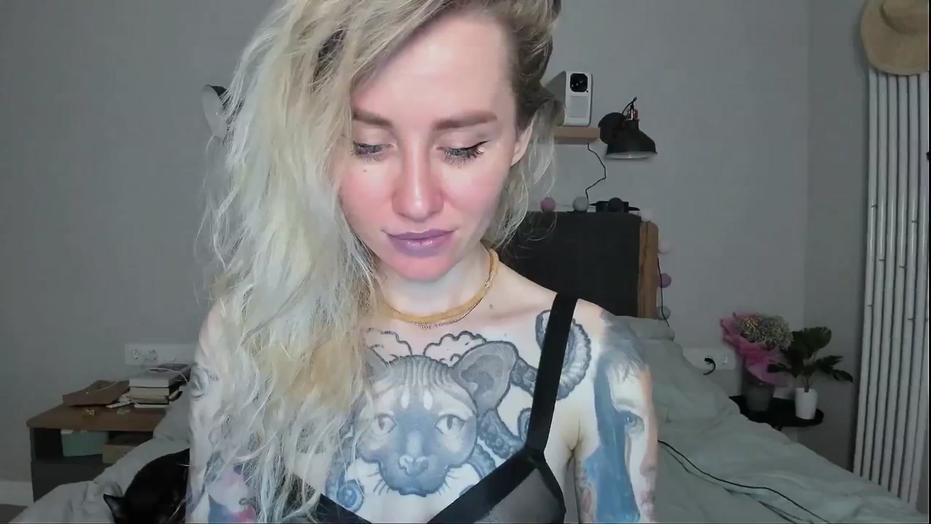 Gallery image thumbnail from Alexa_Smithhh's myfreecams stream on, 06/13/2024, 20:42 image 15 of 20