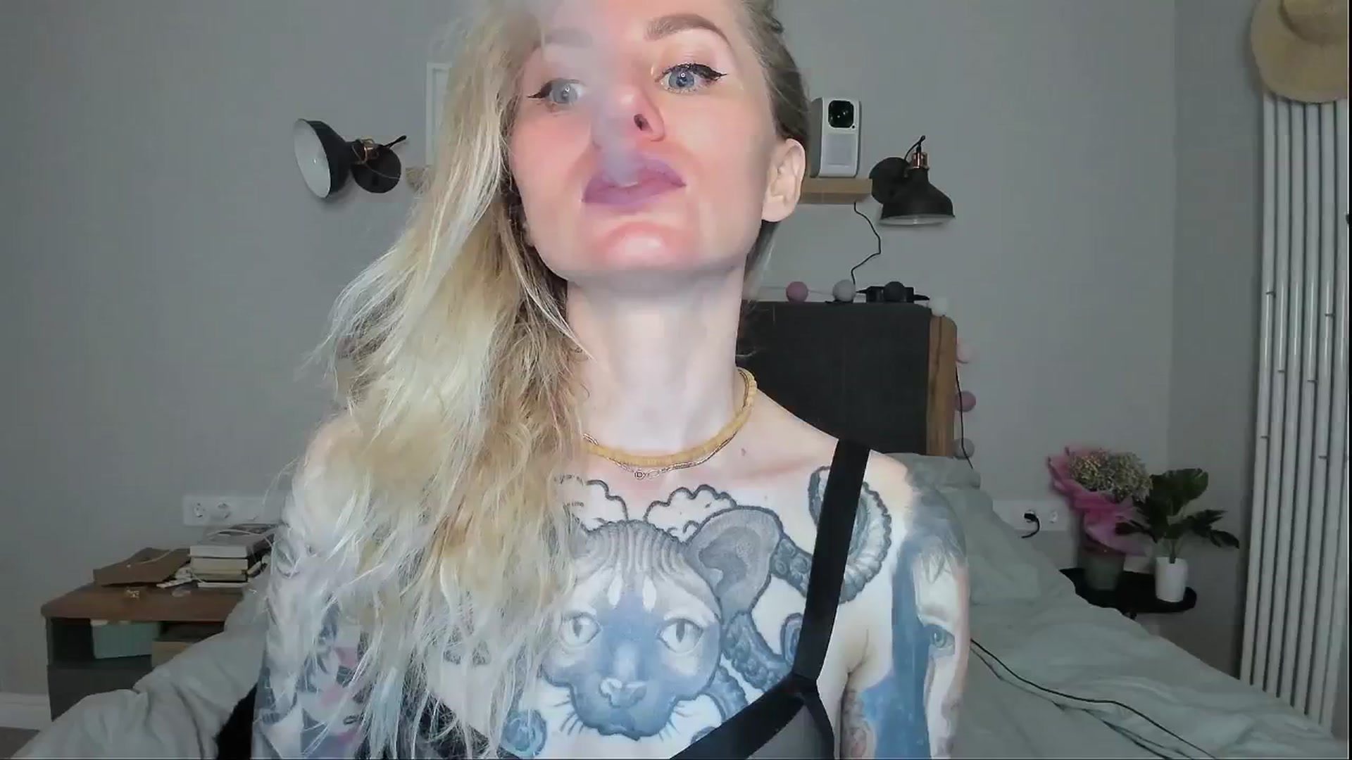 Gallery image thumbnail from Alexa_Smithhh's myfreecams stream on, 06/13/2024, 20:42 image 1 of 20