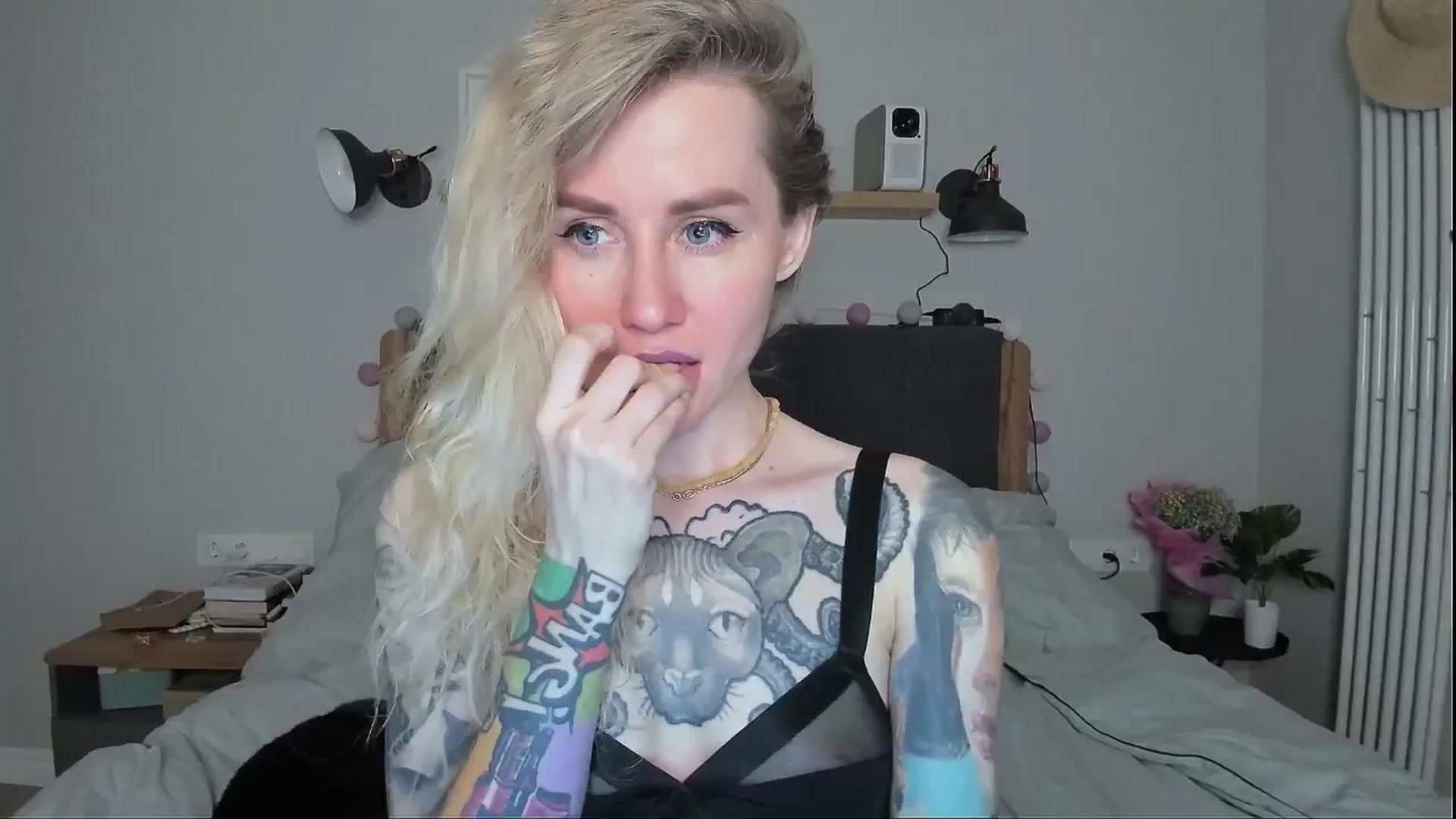 Gallery image thumbnail from Alexa_Smithhh's myfreecams stream on, 06/13/2024, 20:42 image 3 of 20