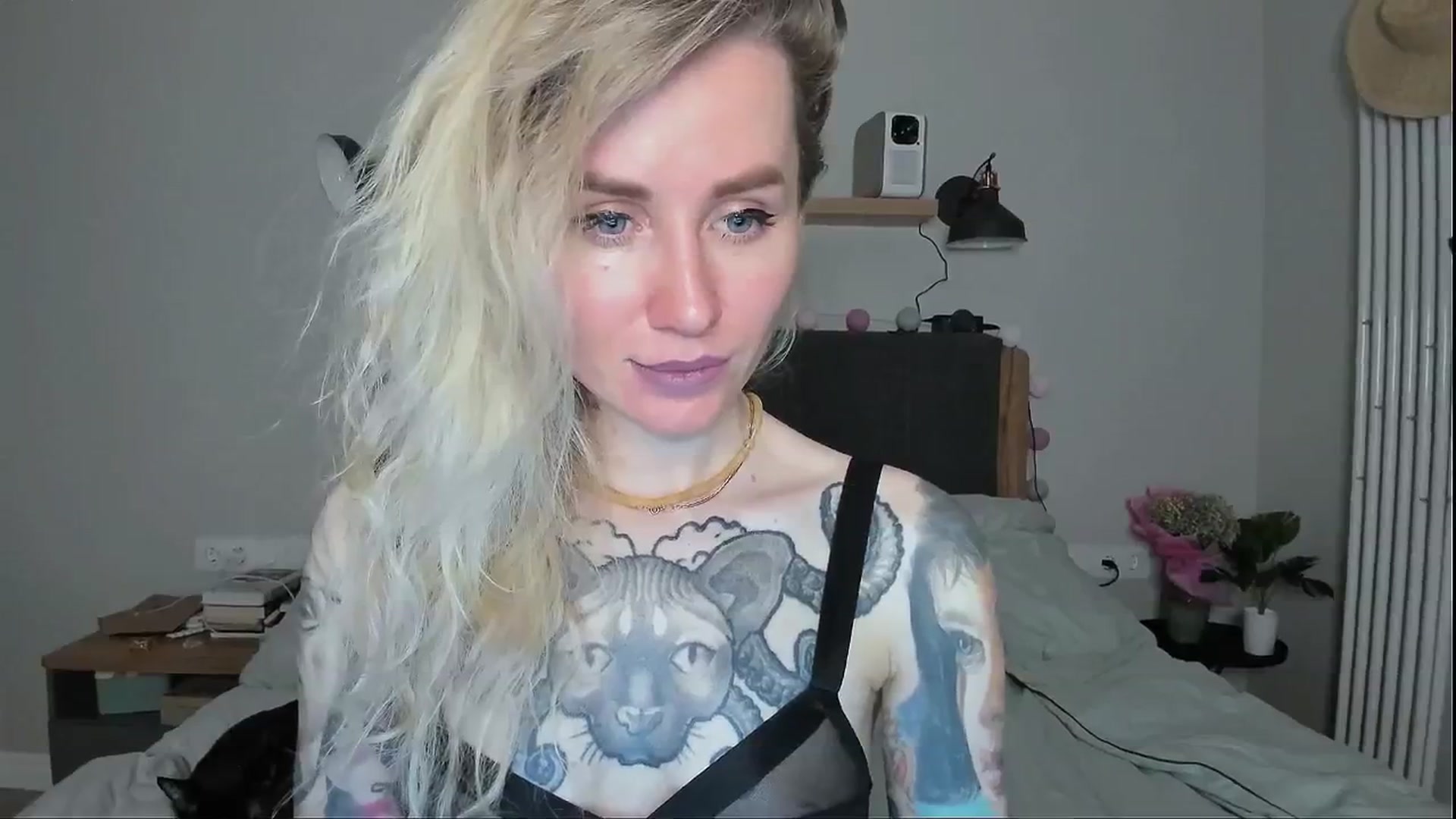 Gallery image thumbnail from Alexa_Smithhh's myfreecams stream on, 06/13/2024, 20:42 image 14 of 20