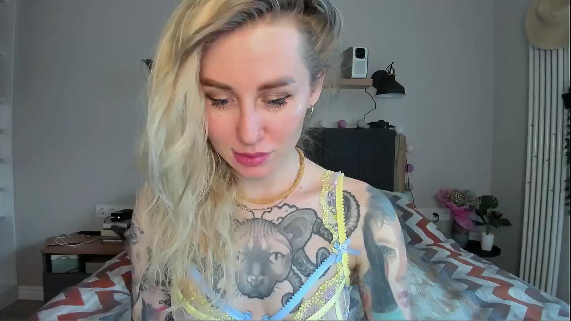 Gallery image thumbnail from Alexa_Smithhh's myfreecams stream on, 06/14/2024, 19:08 image 2 of 20
