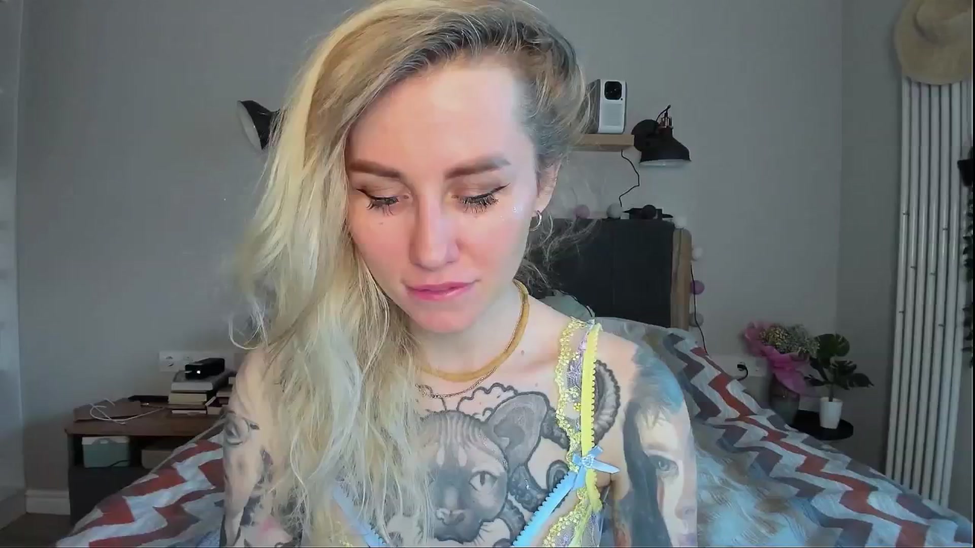 Gallery image thumbnail from Alexa_Smithhh's myfreecams stream on, 06/14/2024, 19:08 image 8 of 20