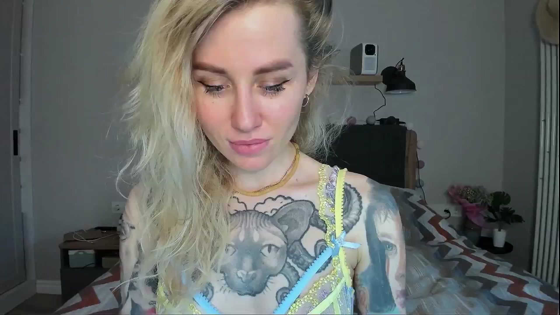 Gallery image thumbnail from Alexa_Smithhh's myfreecams stream on, 06/14/2024, 19:08 image 19 of 20