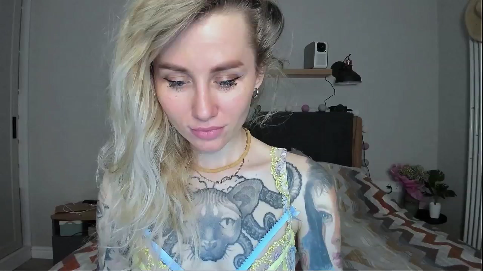 Gallery image thumbnail from Alexa_Smithhh's myfreecams stream on, 06/14/2024, 20:47 image 16 of 20