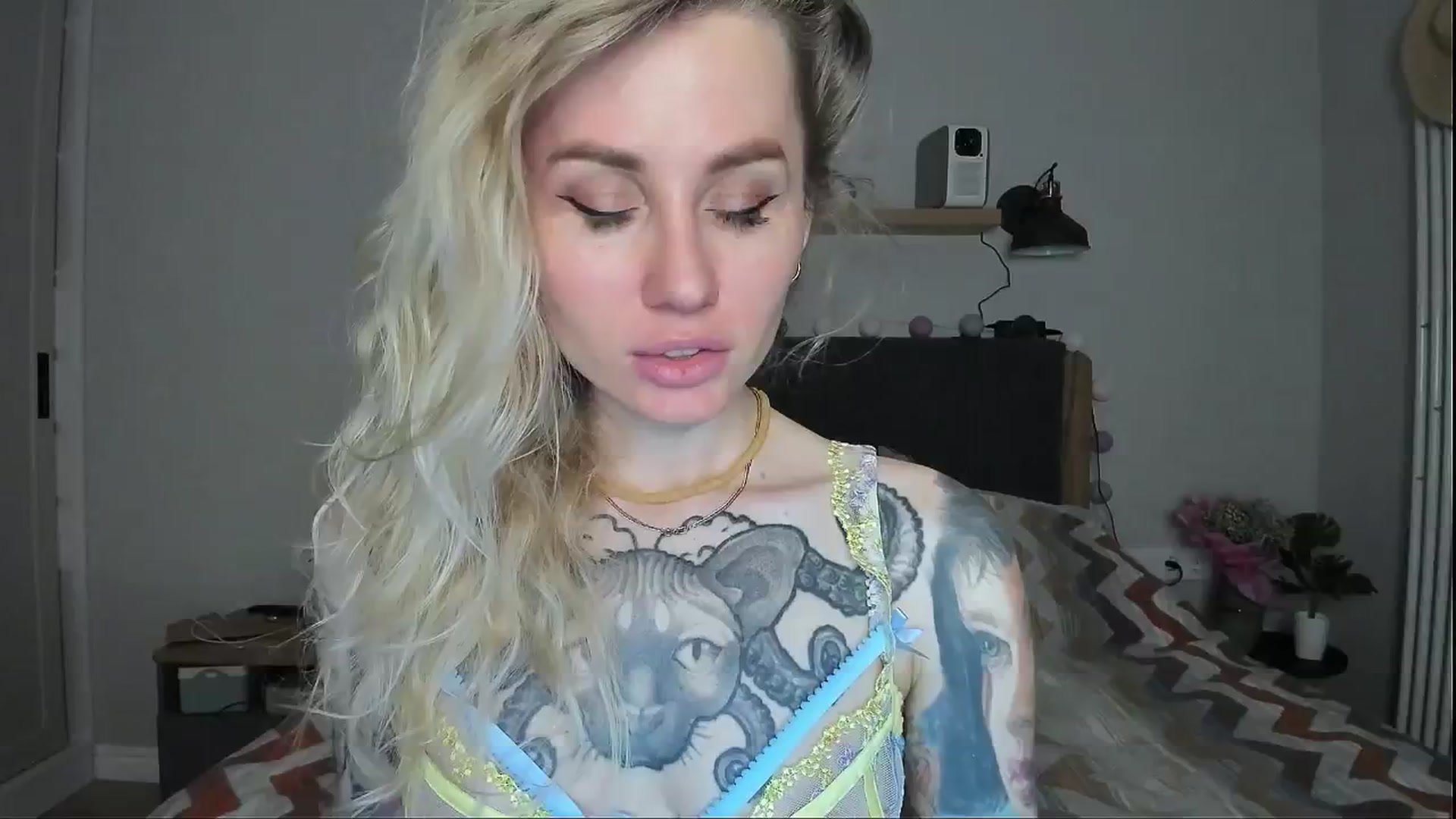 Gallery image thumbnail from Alexa_Smithhh's myfreecams stream on, 06/14/2024, 20:47 image 13 of 20