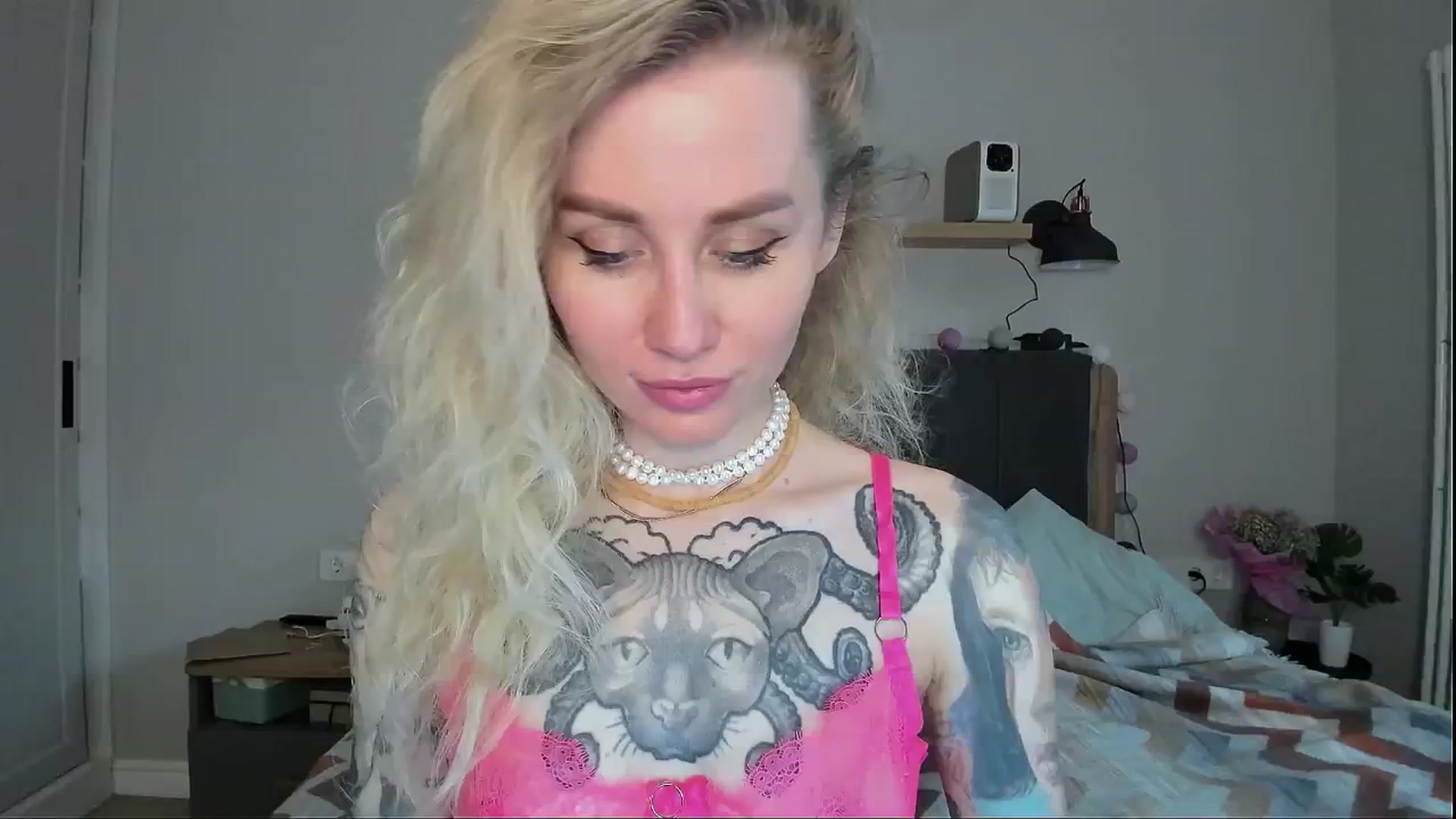 Gallery image thumbnail from Alexa_Smithhh's myfreecams stream on, 06/17/2024, 20:37 image 3 of 20