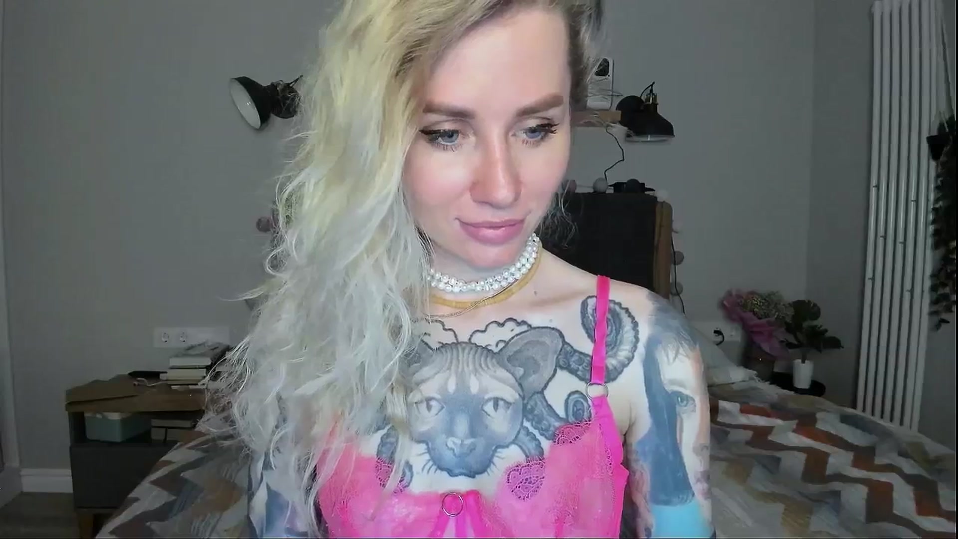 Gallery image thumbnail from Alexa_Smithhh's myfreecams stream on, 06/17/2024, 20:37 image 11 of 20