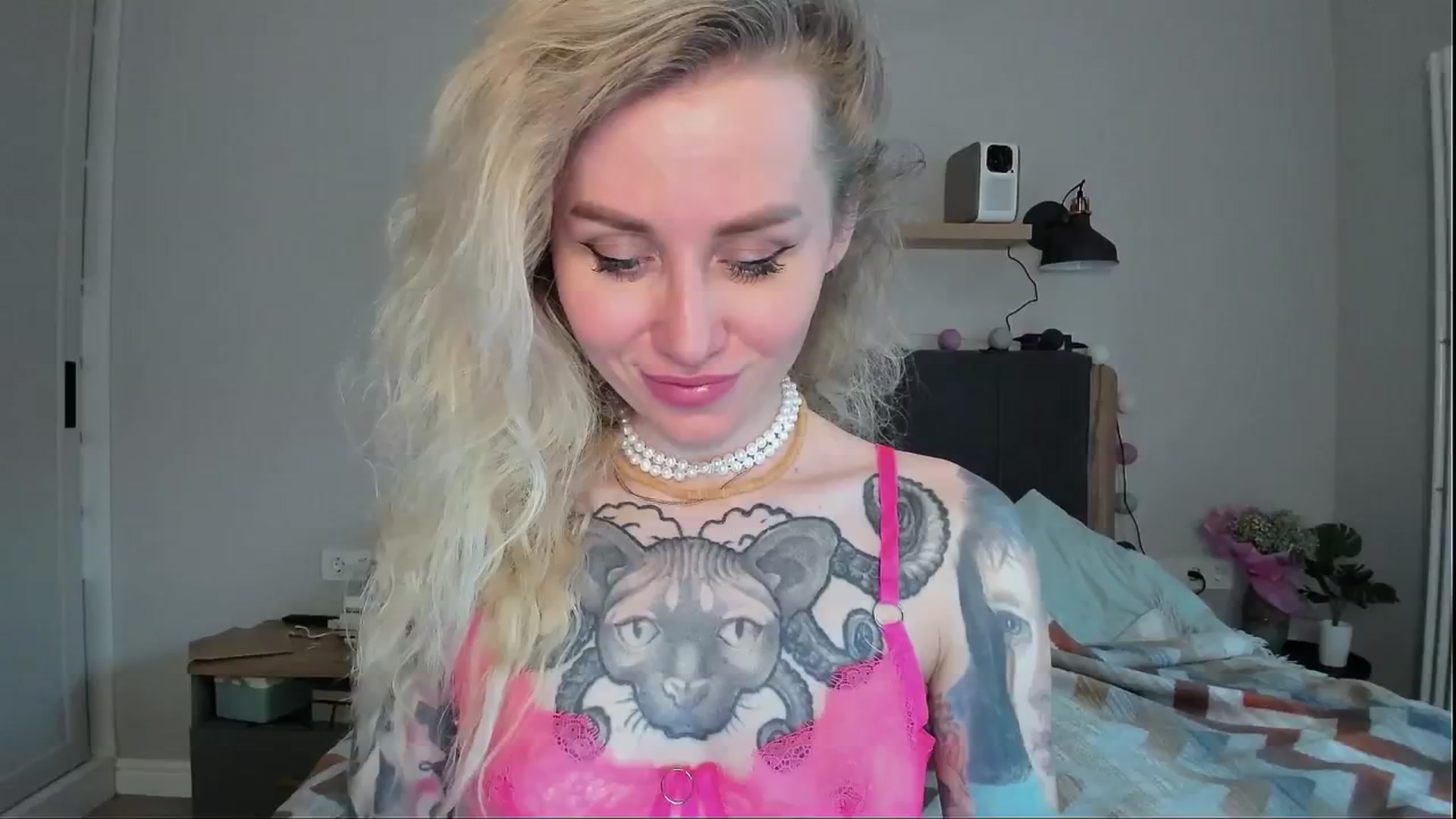 Gallery image thumbnail from Alexa_Smithhh's myfreecams stream on, 06/17/2024, 20:37 image 1 of 20