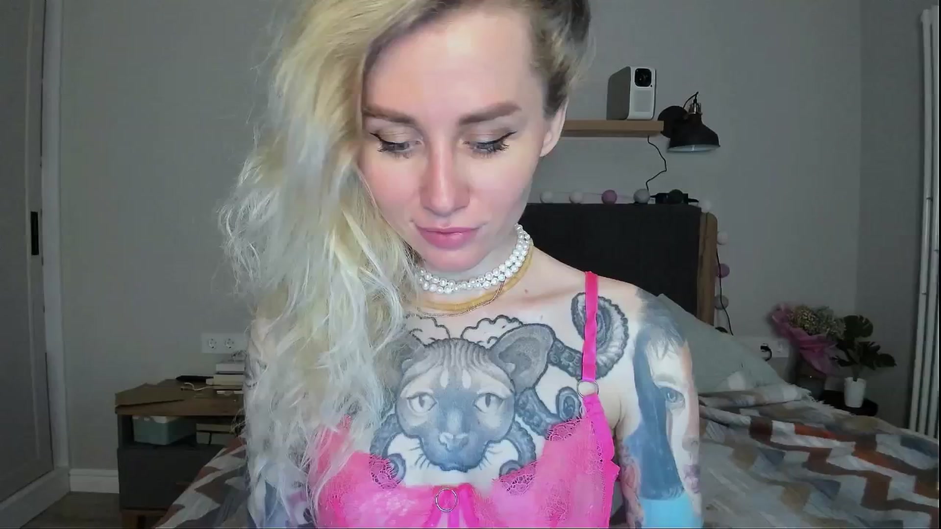 Gallery image thumbnail from Alexa_Smithhh's myfreecams stream on, 06/17/2024, 20:37 image 8 of 20
