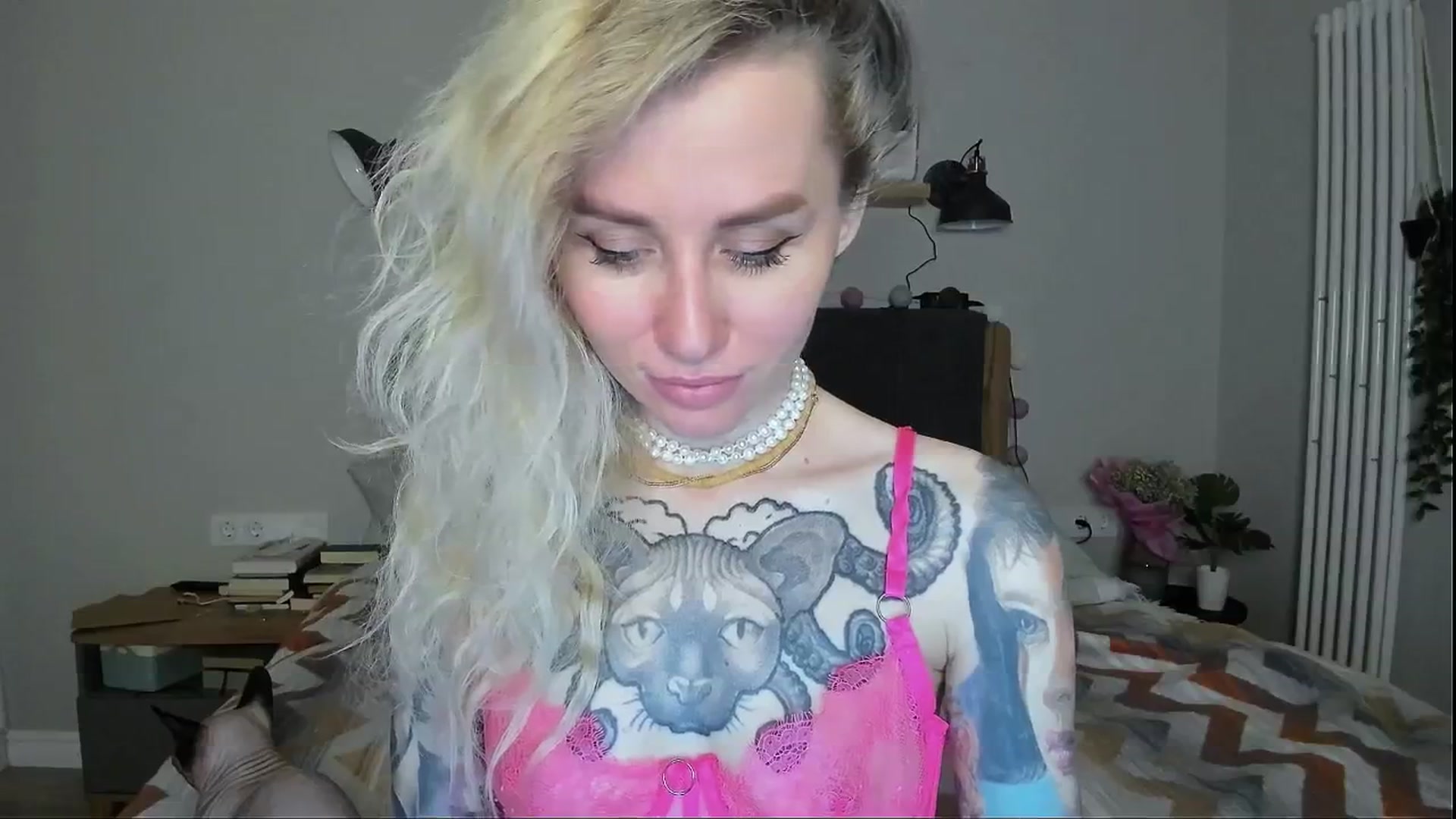 Gallery image thumbnail from Alexa_Smithhh's myfreecams stream on, 06/17/2024, 20:37 image 17 of 20