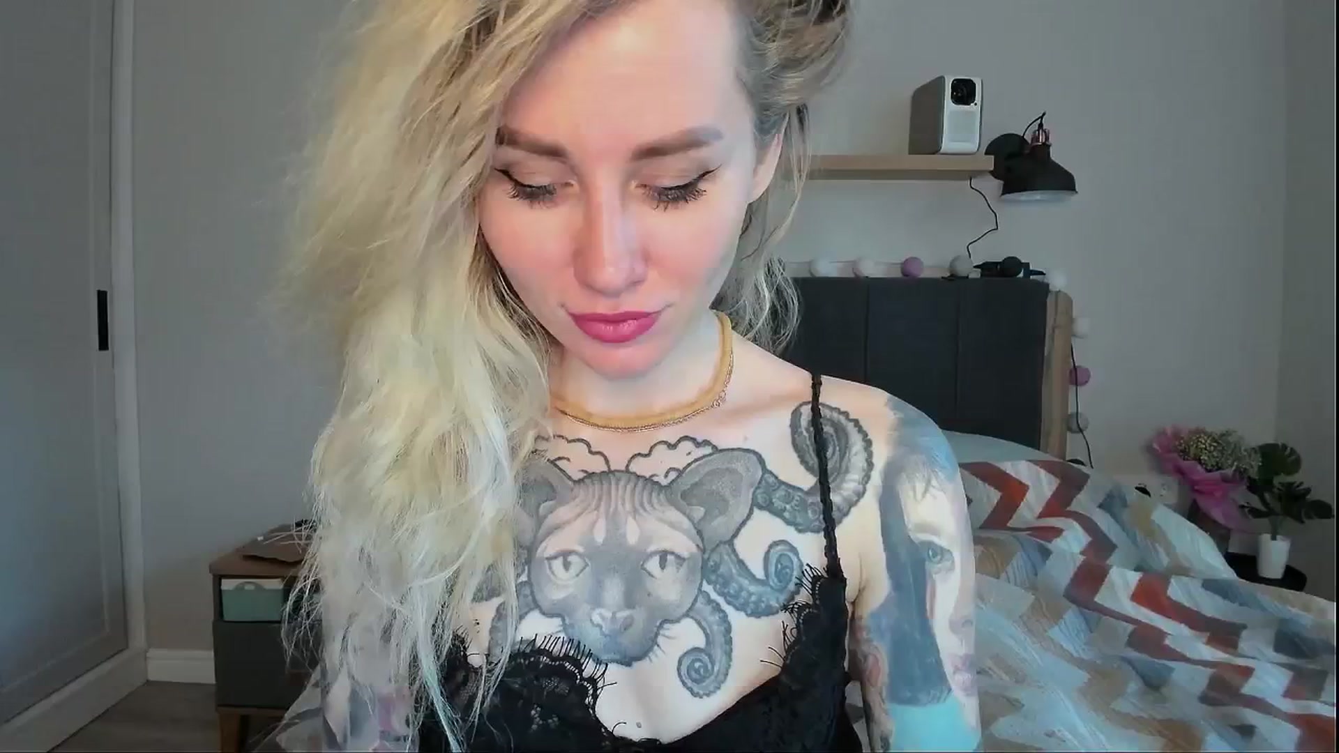 Gallery image thumbnail from Alexa_Smithhh's myfreecams stream on, 06/18/2024, 18:47 image 18 of 20