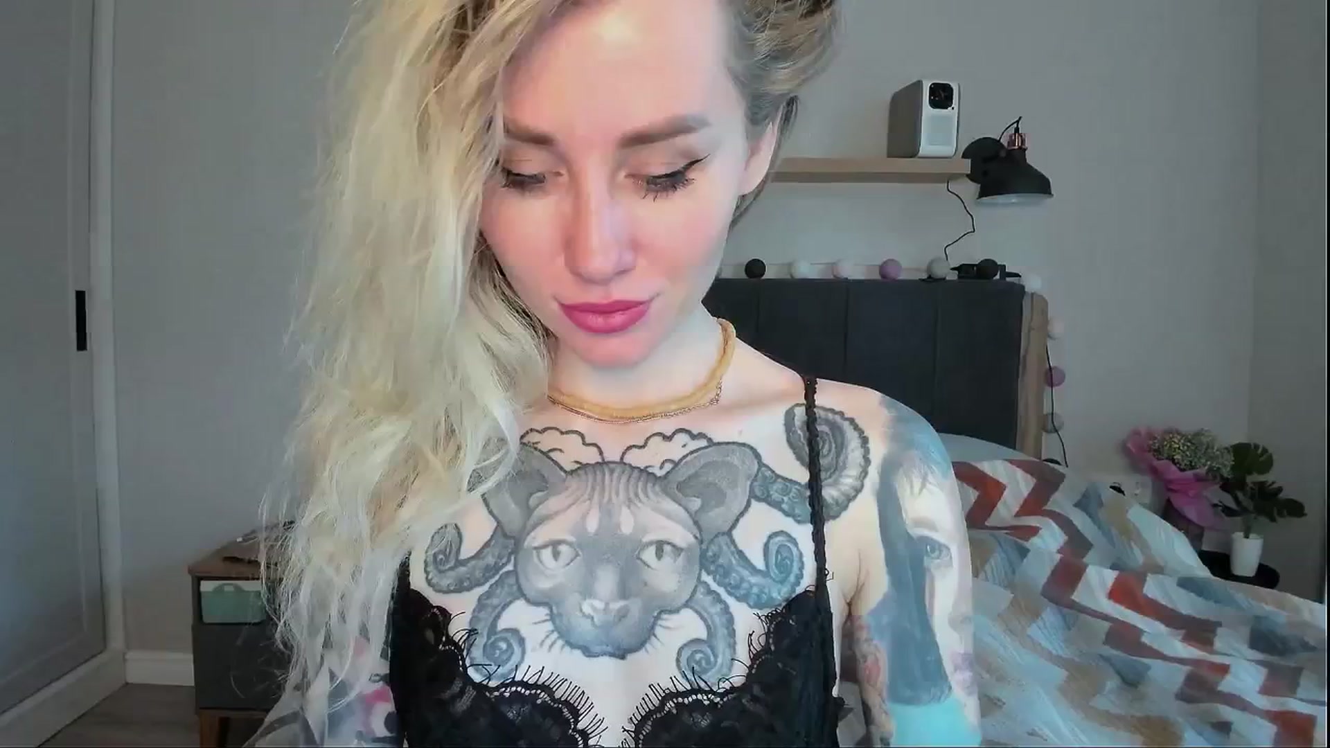 Gallery image thumbnail from Alexa_Smithhh's myfreecams stream on, 06/18/2024, 18:47 image 19 of 20