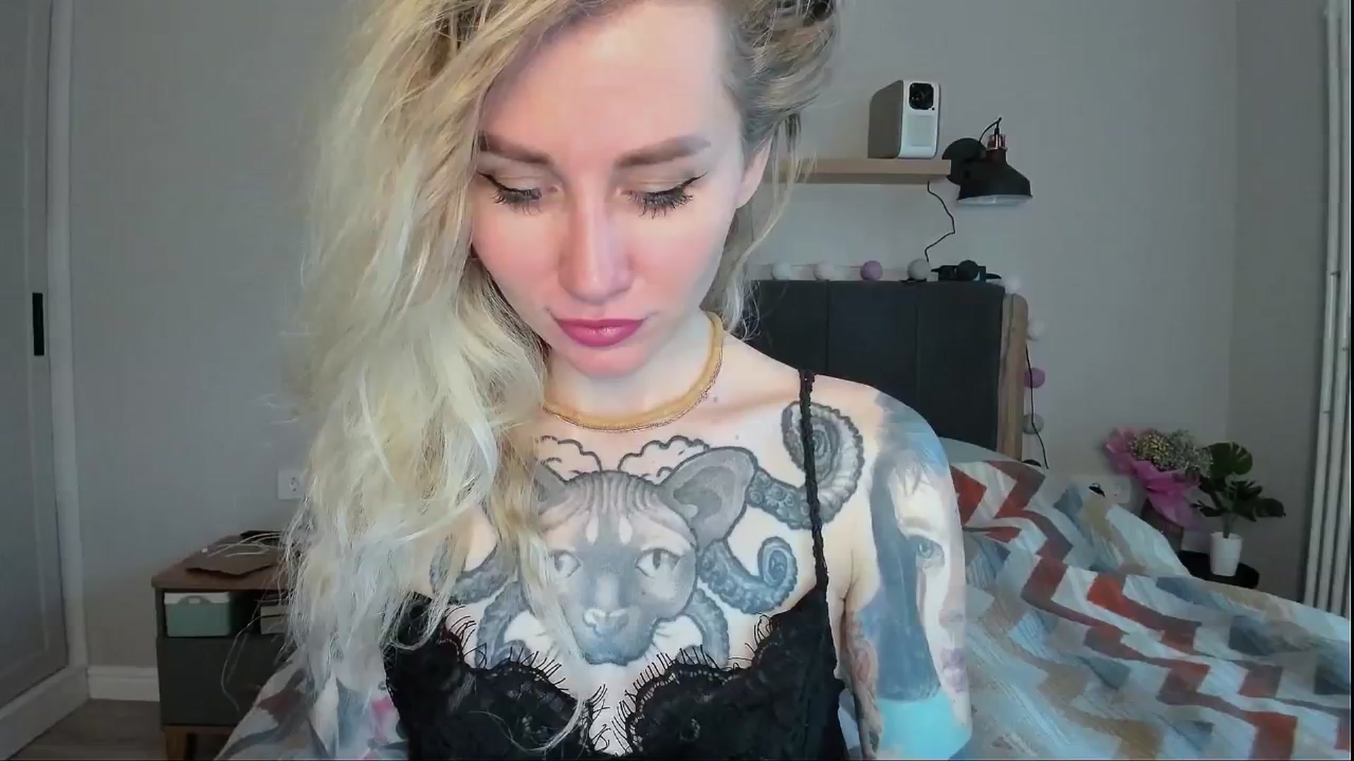 Gallery image thumbnail from Alexa_Smithhh's myfreecams stream on, 06/18/2024, 20:48 image 1 of 20