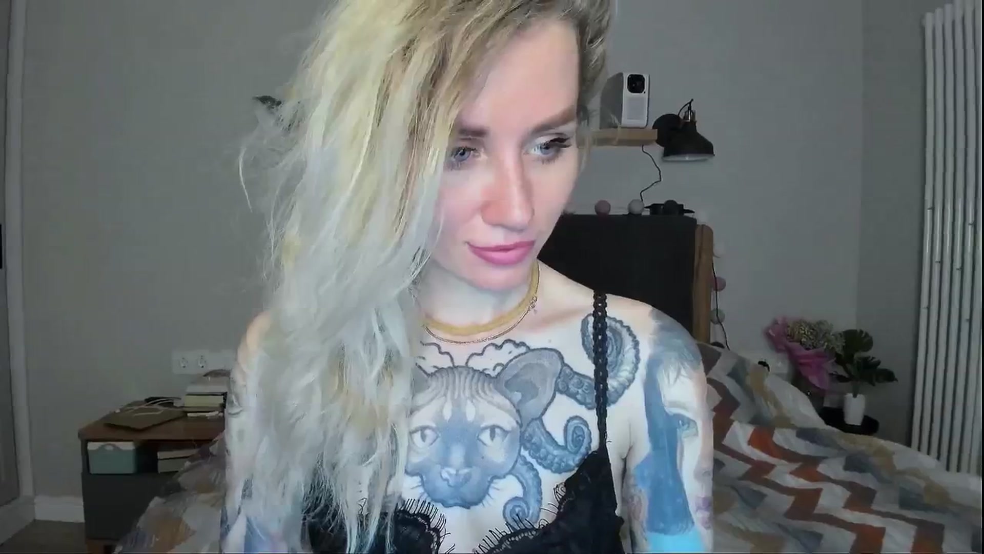 Gallery image thumbnail from Alexa_Smithhh's myfreecams stream on, 06/18/2024, 20:48 image 15 of 20