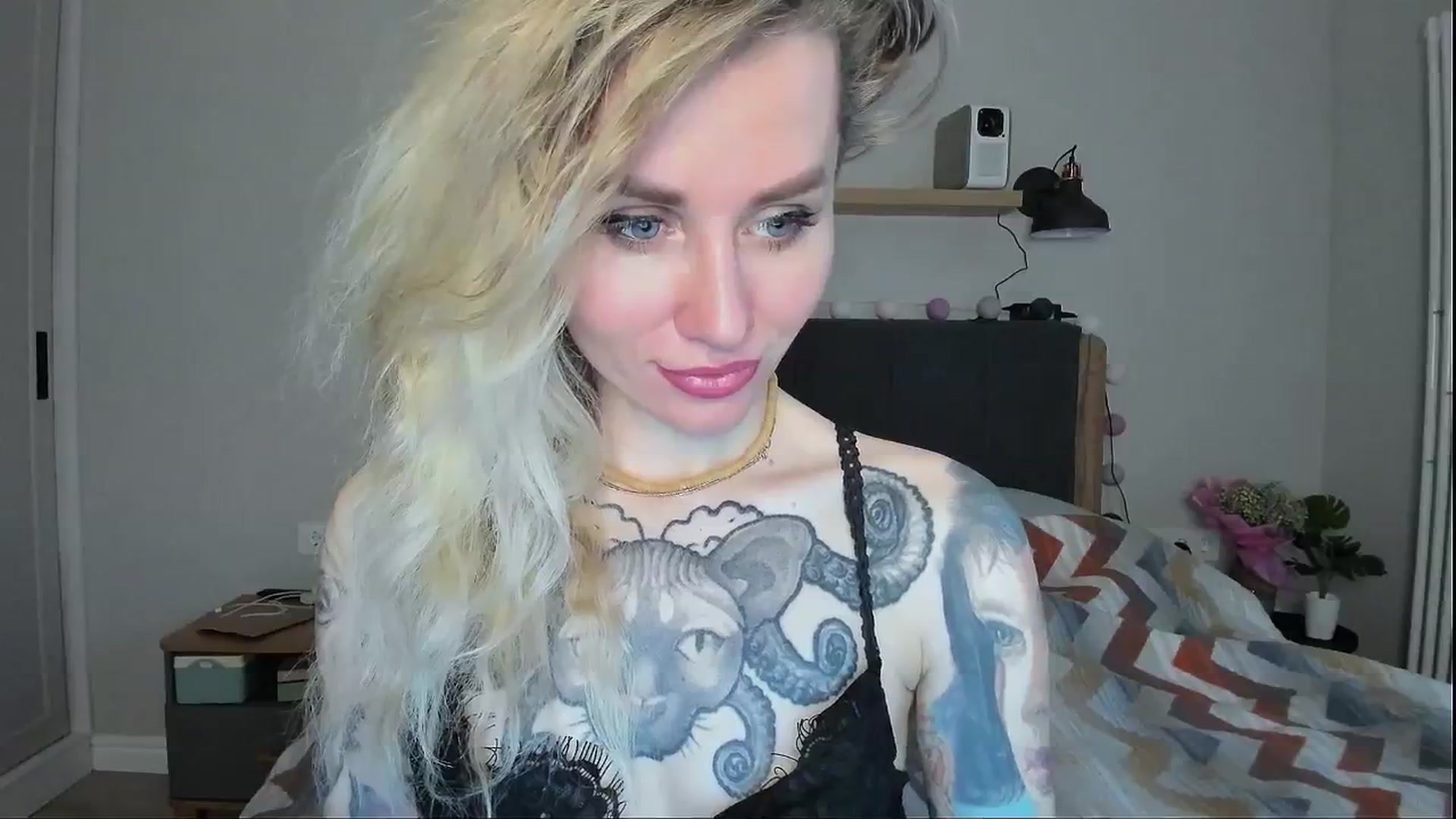 Gallery image thumbnail from Alexa_Smithhh's myfreecams stream on, 06/18/2024, 20:48 image 6 of 20