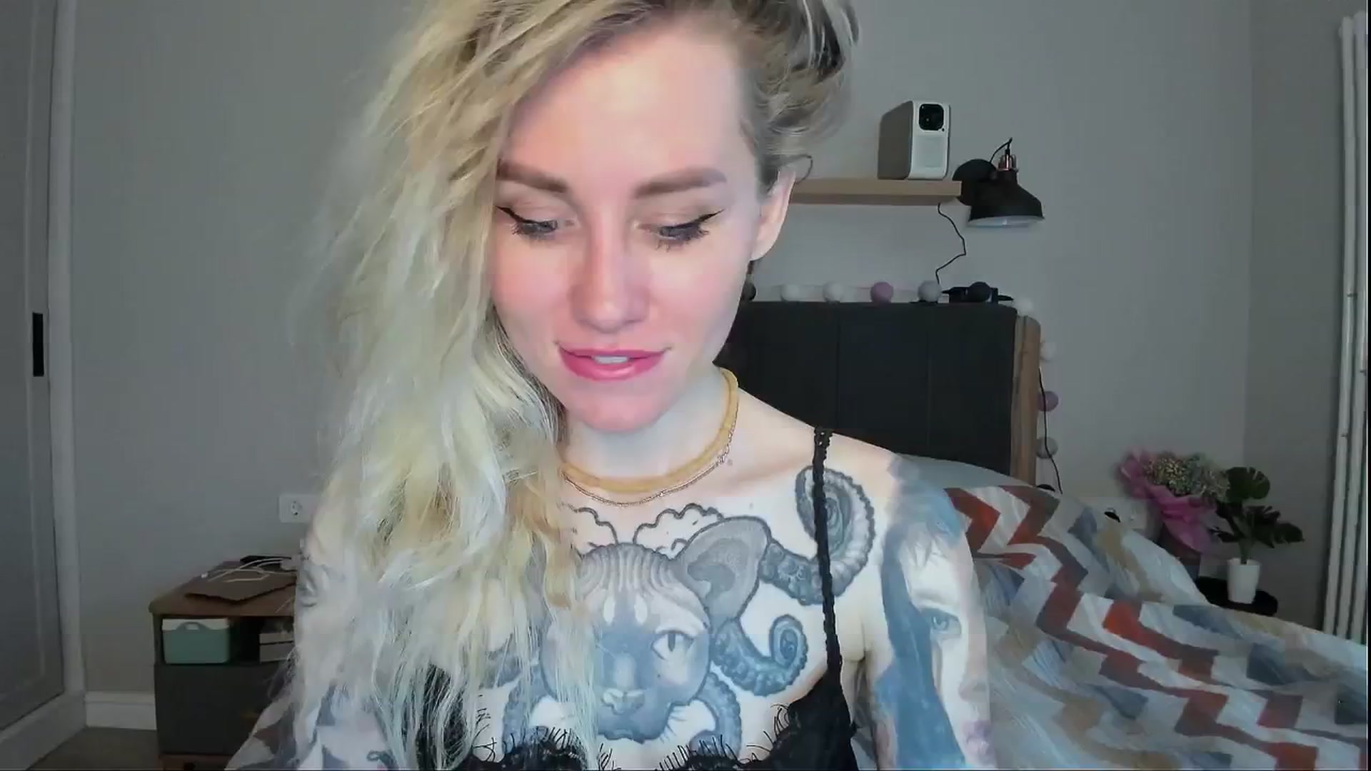Gallery image thumbnail from Alexa_Smithhh's myfreecams stream on, 06/18/2024, 20:48 image 4 of 20