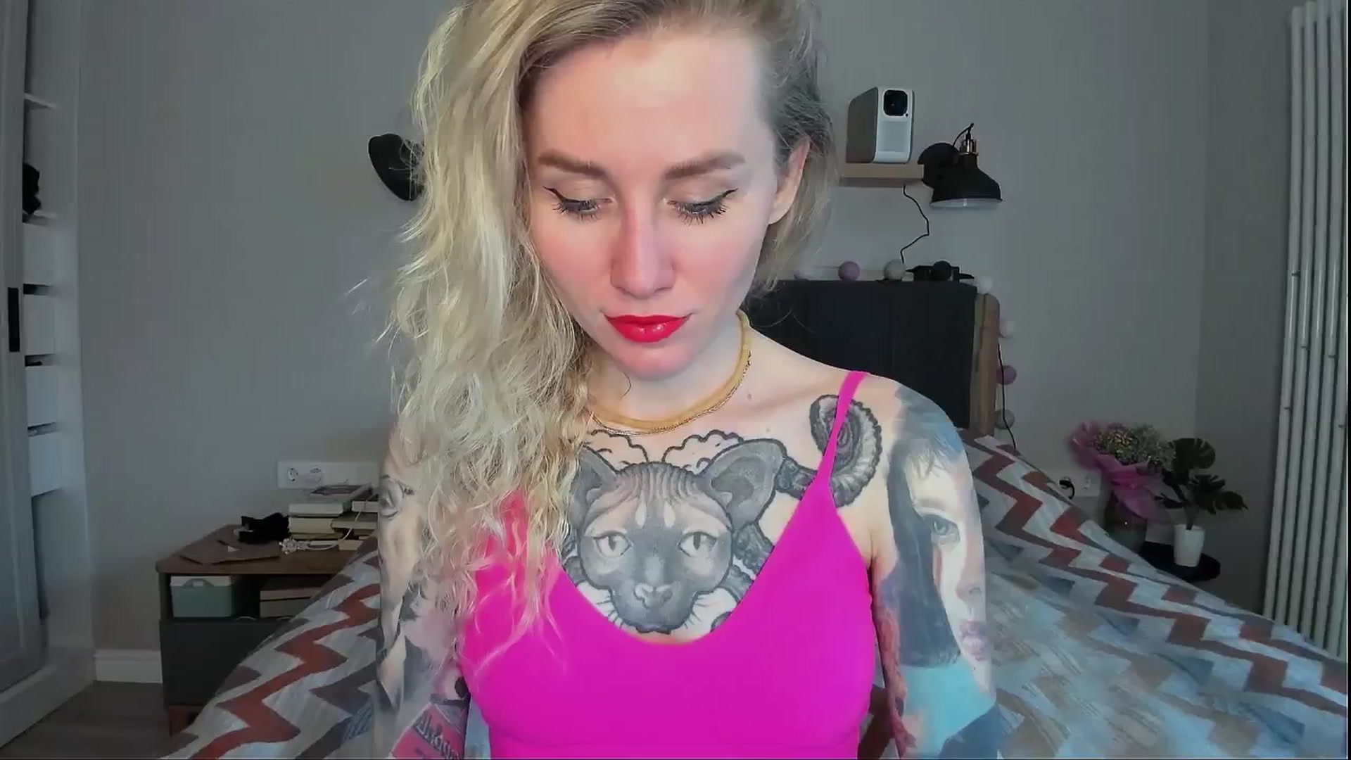 Gallery image thumbnail from Alexa_Smithhh's myfreecams stream on, 06/20/2024, 18:19 image 8 of 20