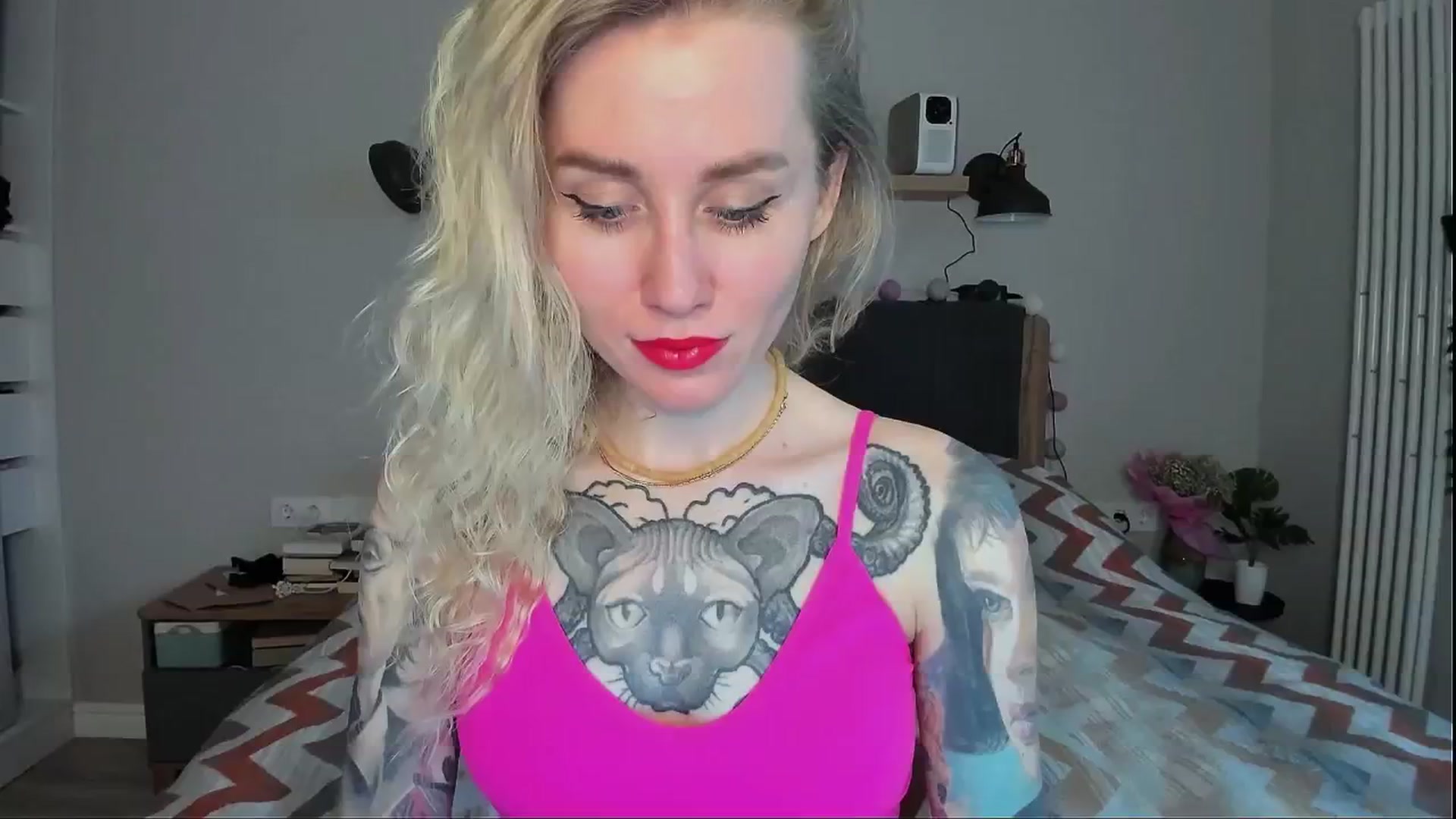 Gallery image thumbnail from Alexa_Smithhh's myfreecams stream on, 06/20/2024, 19:56 image 2 of 20