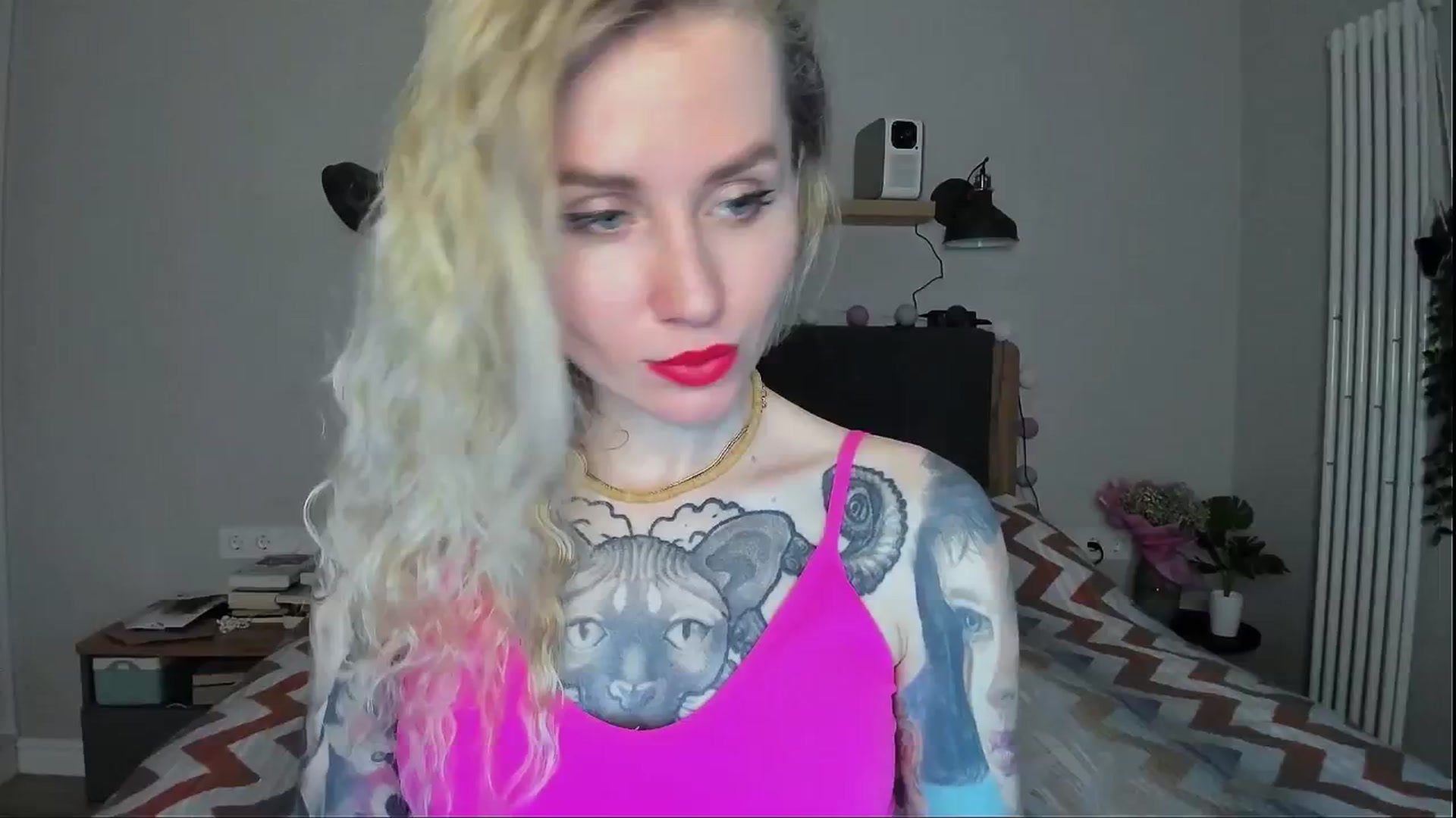 Gallery image thumbnail from Alexa_Smithhh's myfreecams stream on, 06/20/2024, 19:56 image 15 of 20