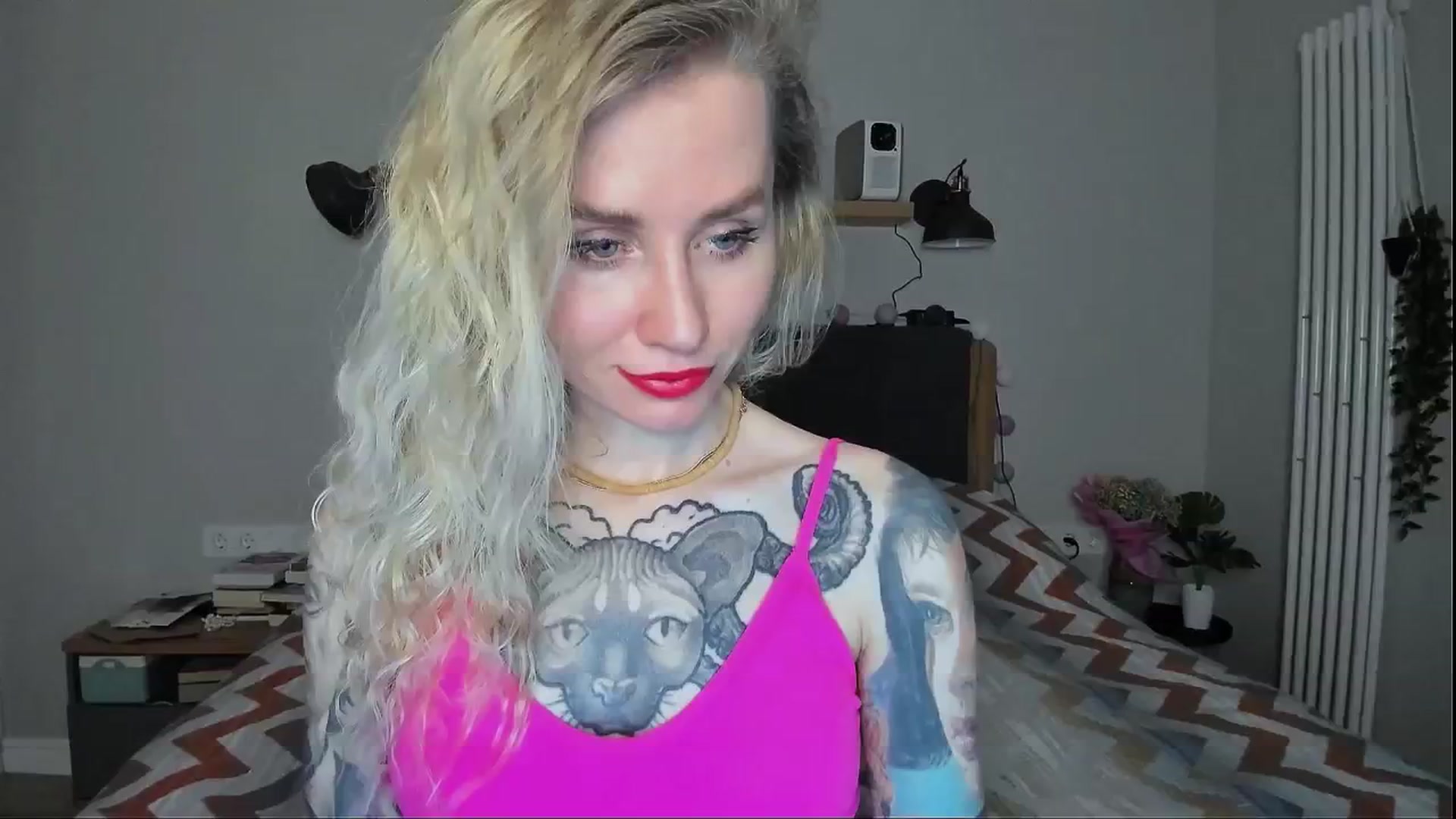 Gallery image thumbnail from Alexa_Smithhh's myfreecams stream on, 06/20/2024, 19:56 image 19 of 20