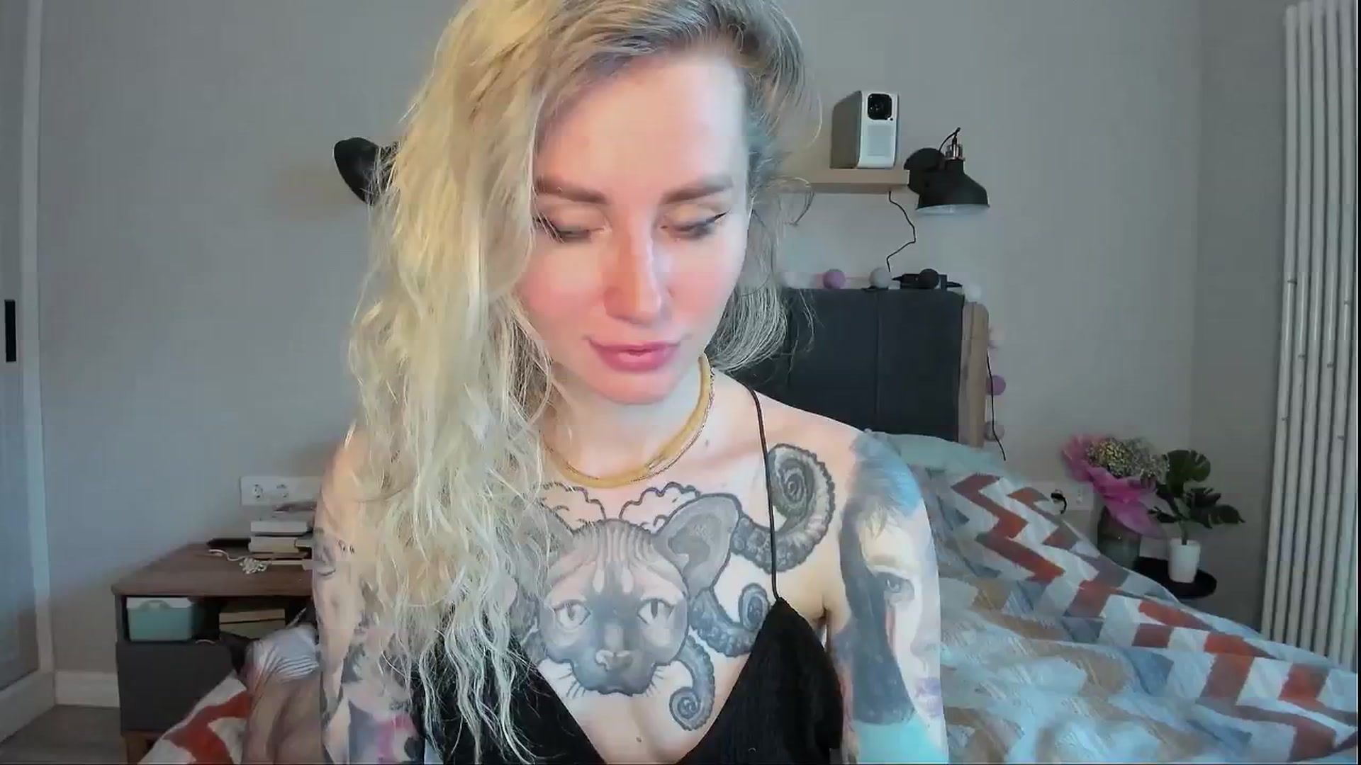 Gallery image thumbnail from Alexa_Smithhh's myfreecams stream on, 06/21/2024, 18:57 image 5 of 20