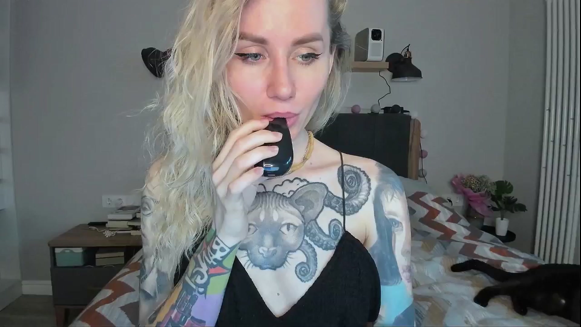 Gallery image thumbnail from Alexa_Smithhh's myfreecams stream on, 06/21/2024, 19:56 image 5 of 20