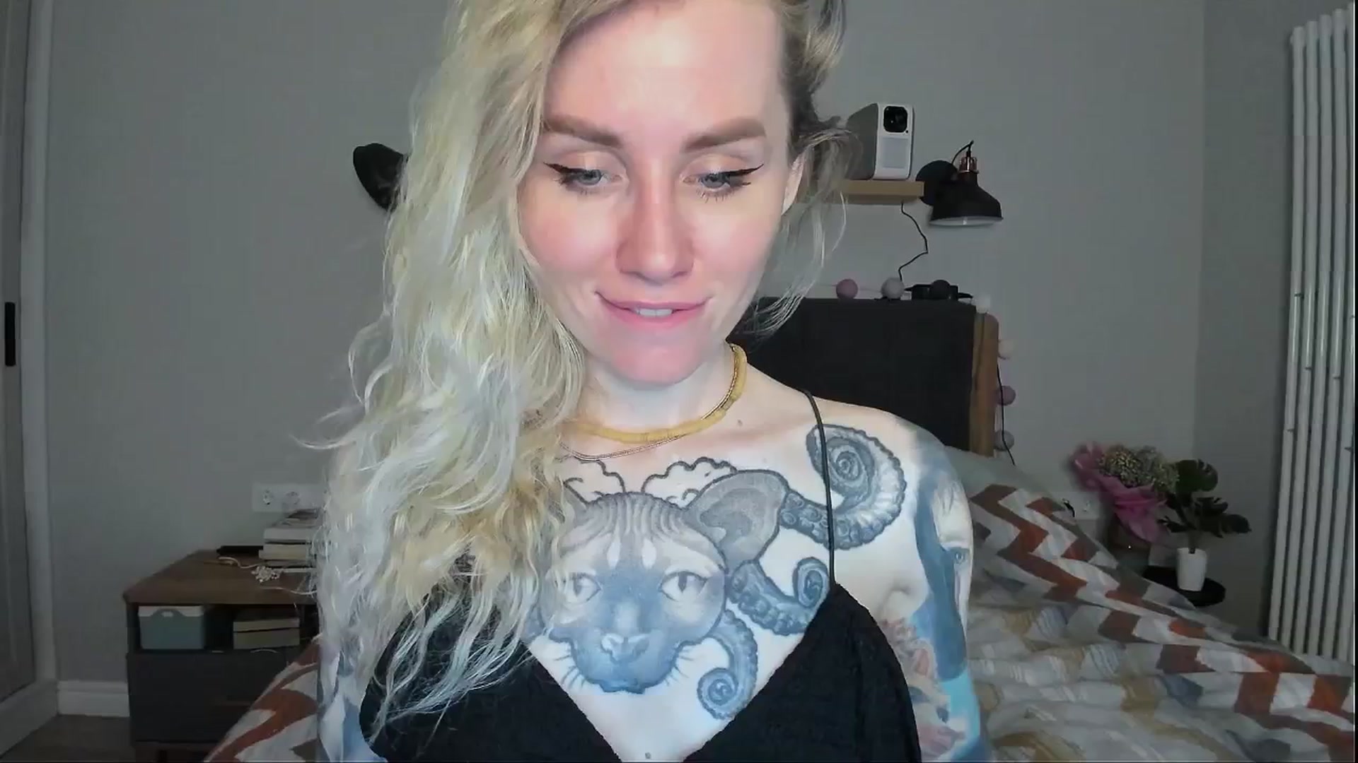 Gallery image thumbnail from Alexa_Smithhh's myfreecams stream on, 06/21/2024, 19:56 image 15 of 20