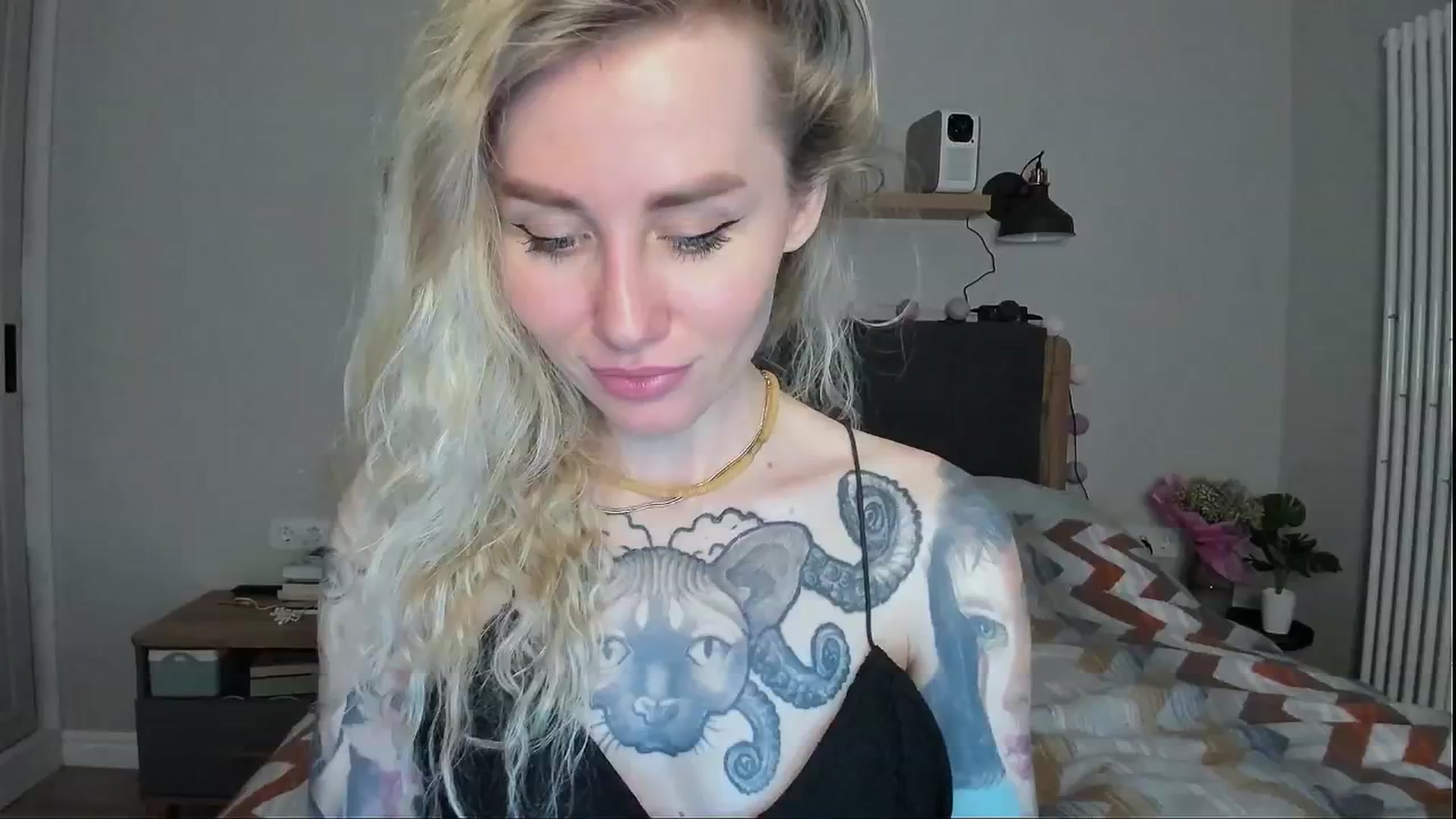 Gallery image thumbnail from Alexa_Smithhh's myfreecams stream on, 06/21/2024, 19:56 image 13 of 20