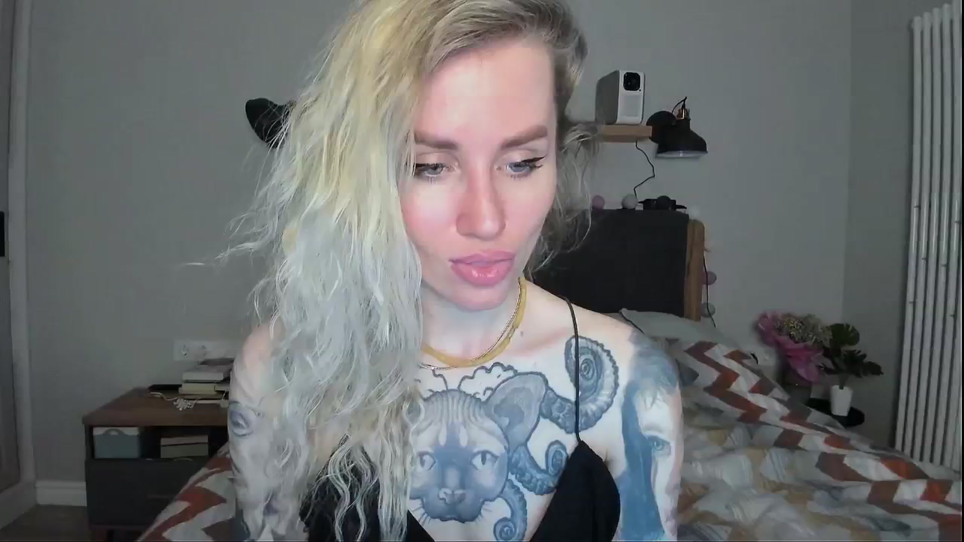 Gallery image thumbnail from Alexa_Smithhh's myfreecams stream on, 06/21/2024, 19:56 image 17 of 20