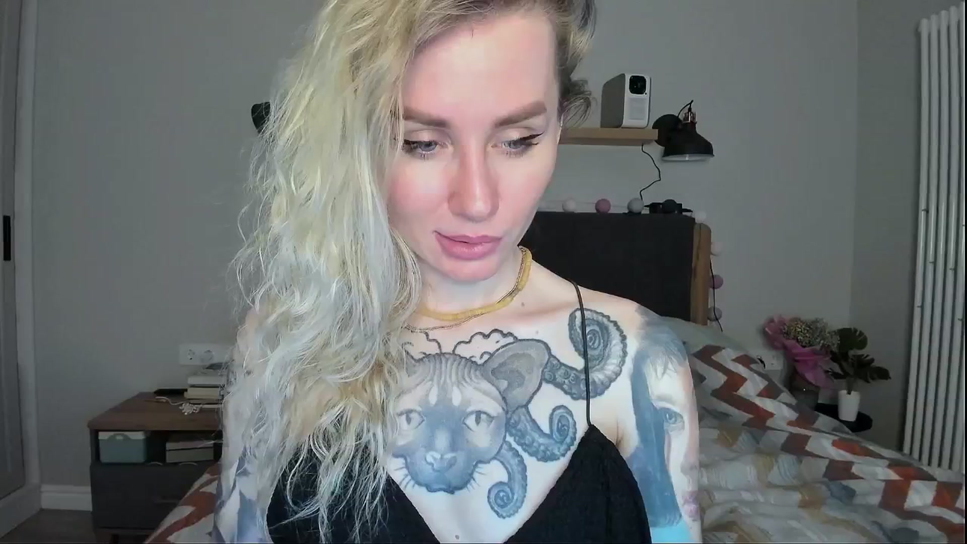 Gallery image thumbnail from Alexa_Smithhh's myfreecams stream on, 06/21/2024, 19:56 image 14 of 20