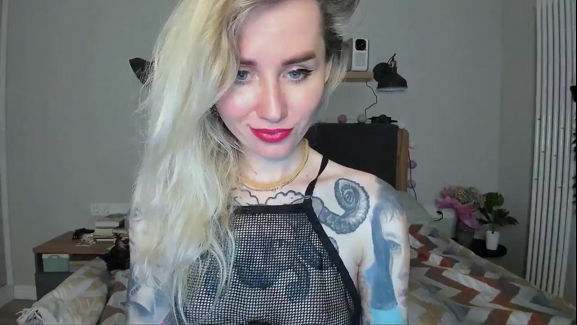 Gallery image thumbnail from Alexa_Smithhh's myfreecams stream on, 06/25/2024, 21:25 image 11 of 20