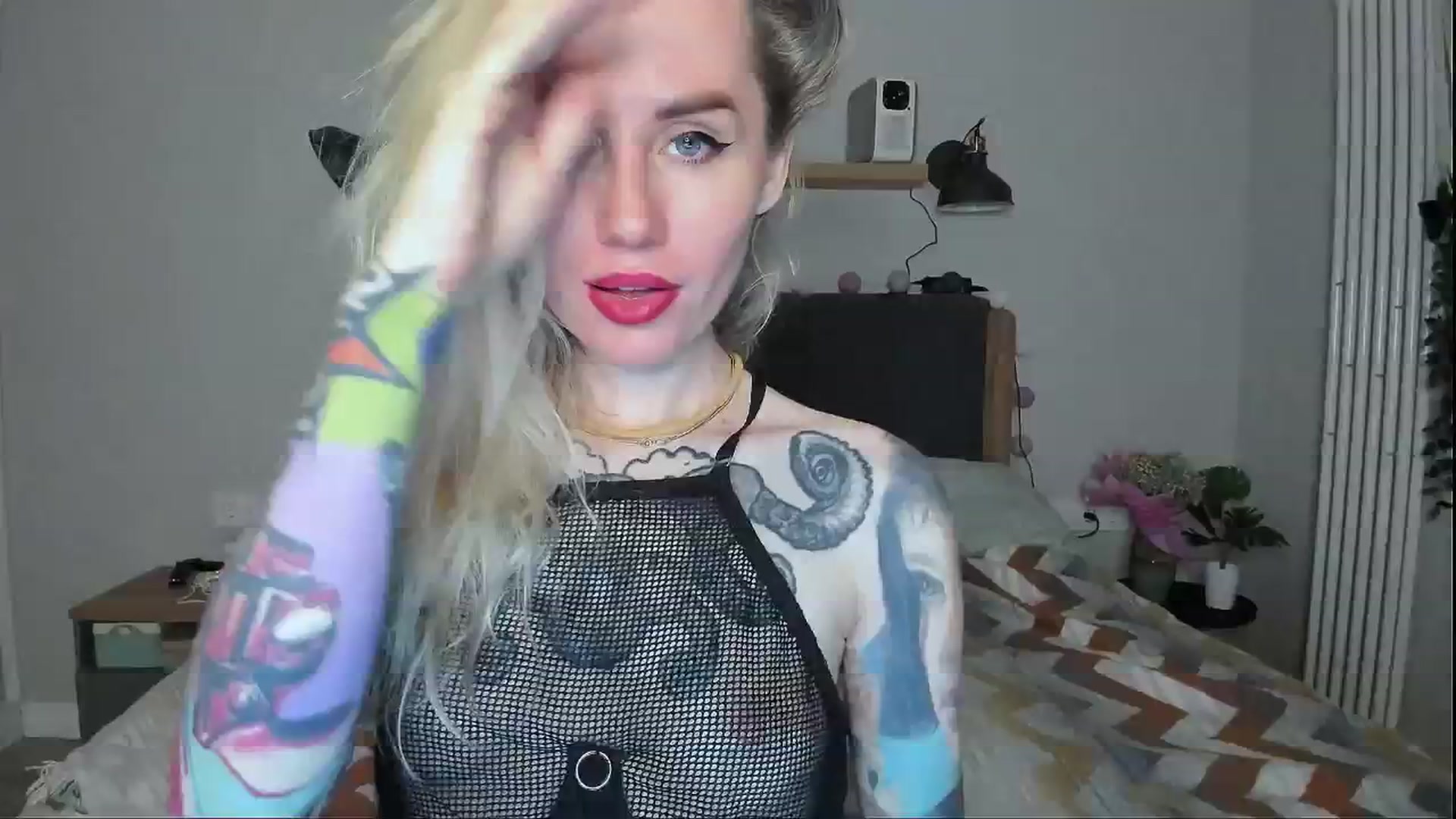Gallery image thumbnail from Alexa_Smithhh's myfreecams stream on, 06/25/2024, 21:25 image 19 of 20