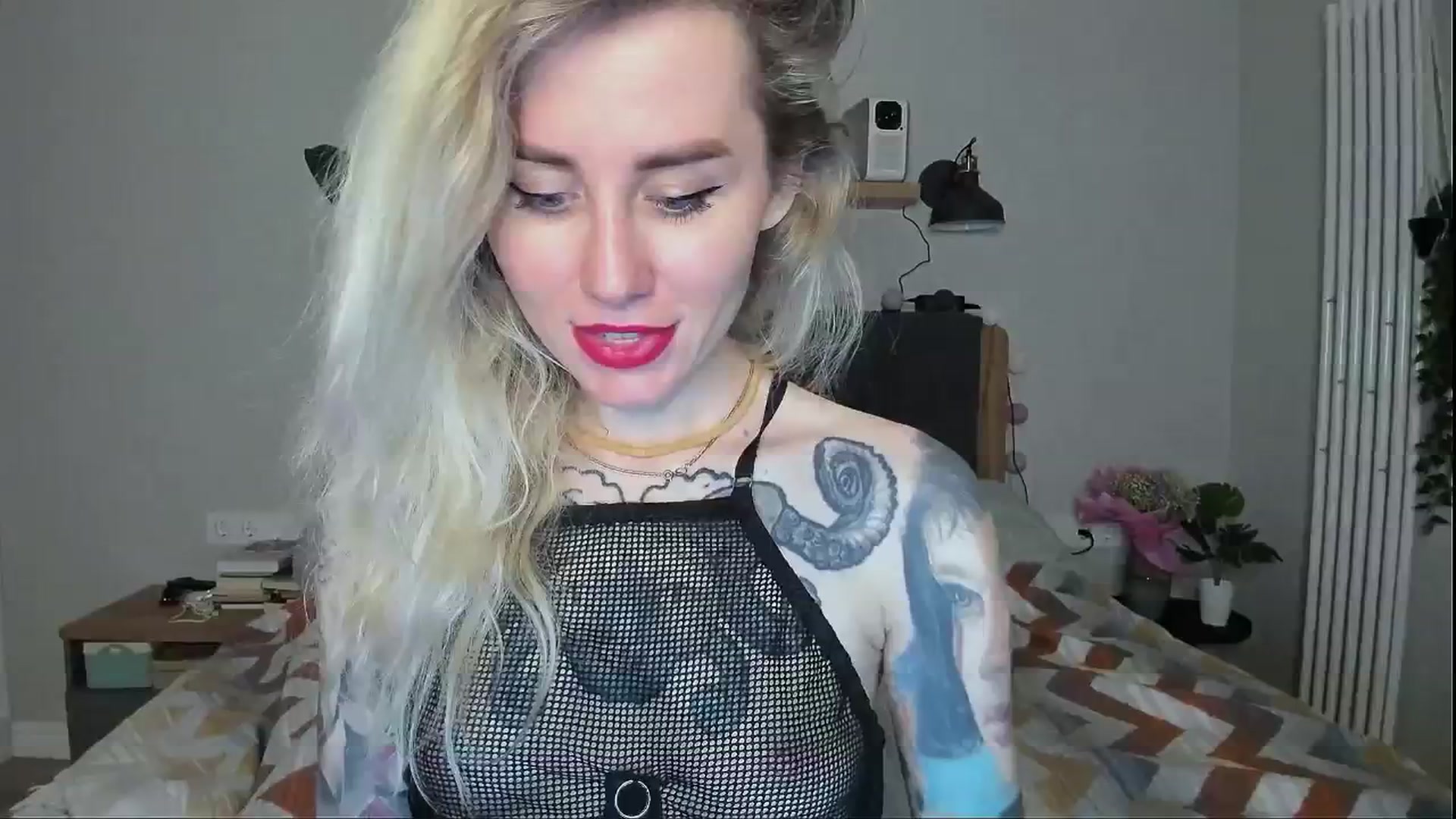 Gallery image thumbnail from Alexa_Smithhh's myfreecams stream on, 06/25/2024, 21:25 image 5 of 20
