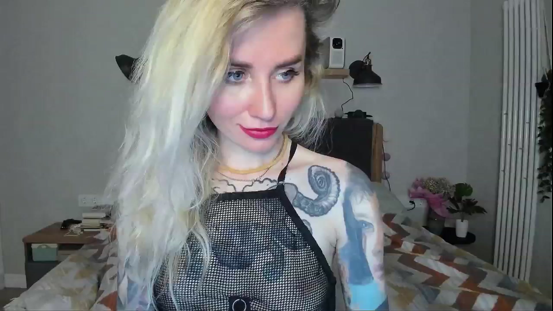 Gallery image thumbnail from Alexa_Smithhh's myfreecams stream on, 06/25/2024, 21:25 image 4 of 20