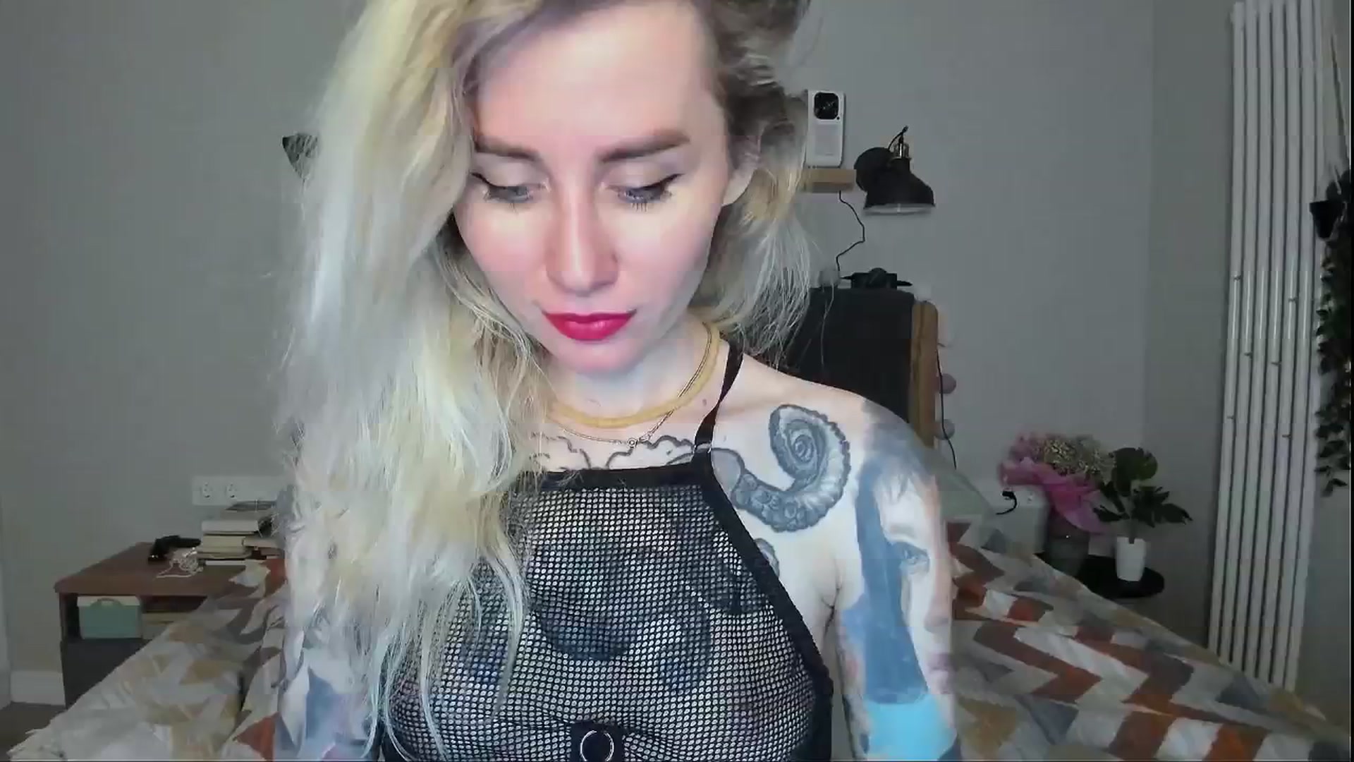 Gallery image thumbnail from Alexa_Smithhh's myfreecams stream on, 06/25/2024, 21:25 image 3 of 20