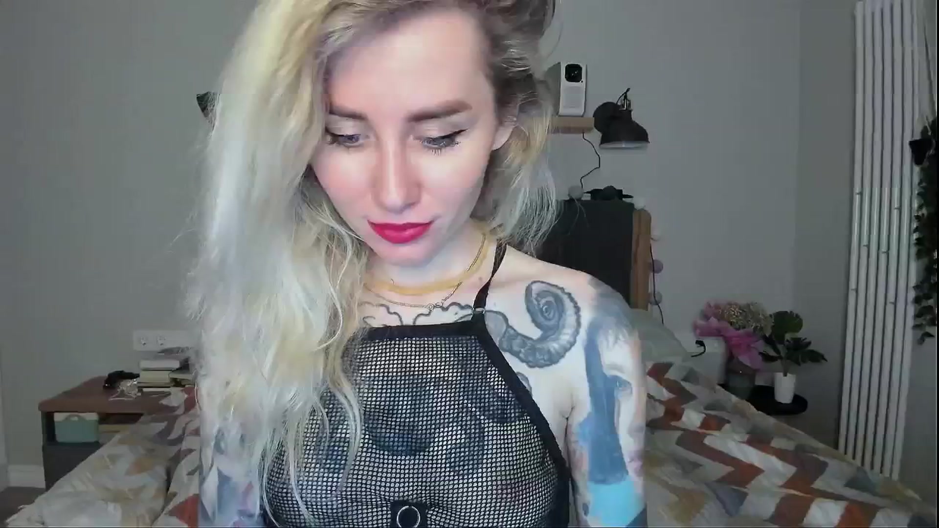 Gallery image thumbnail from Alexa_Smithhh's myfreecams stream on, 06/25/2024, 21:25 image 6 of 20